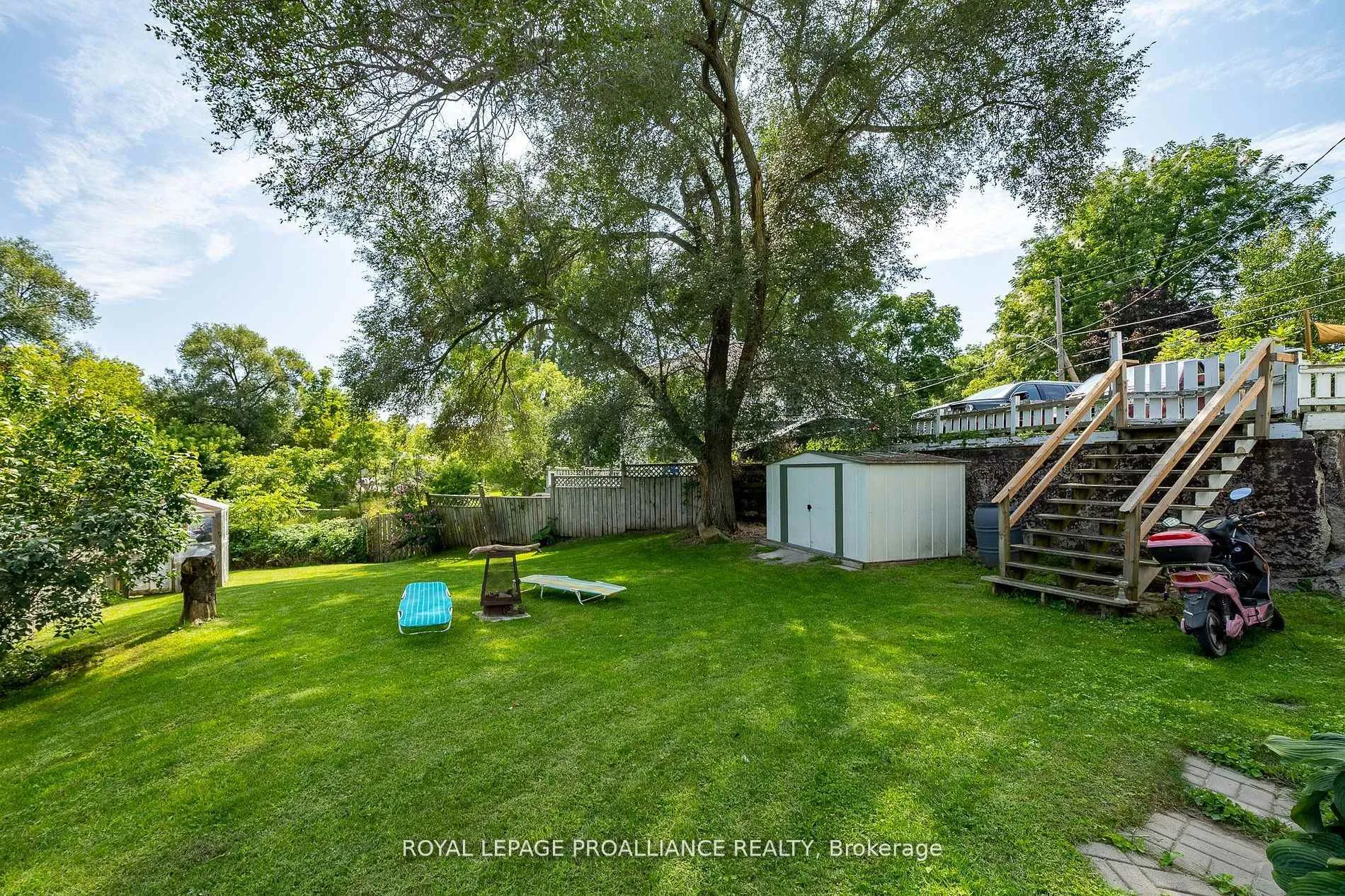 Photo 24 of 16 Bridge Street, Prince Edward County, Picton Ward — HOMEH