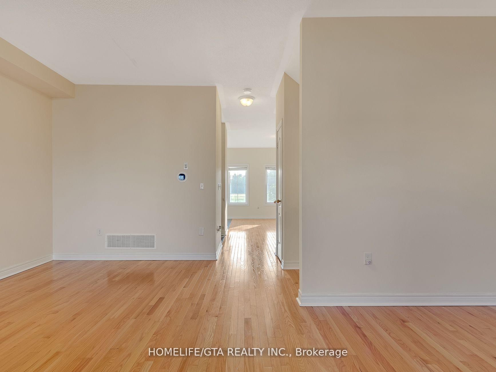 Photo 13 of 1757 Carousel Drive, Pickering, Duffin Heights — HOMEH