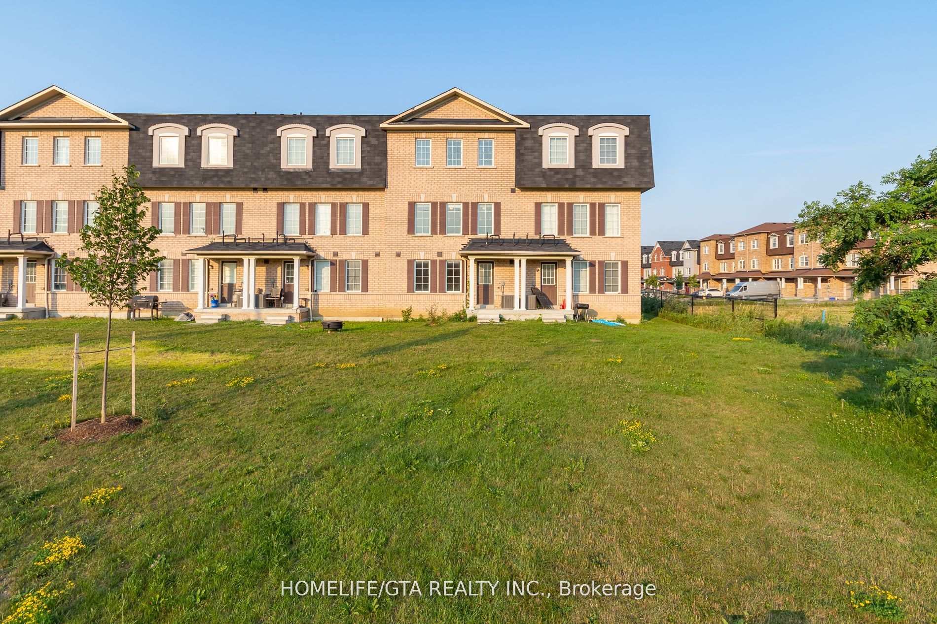 Photo 43 of 1757 Carousel Drive, Pickering, Duffin Heights — HOMEH