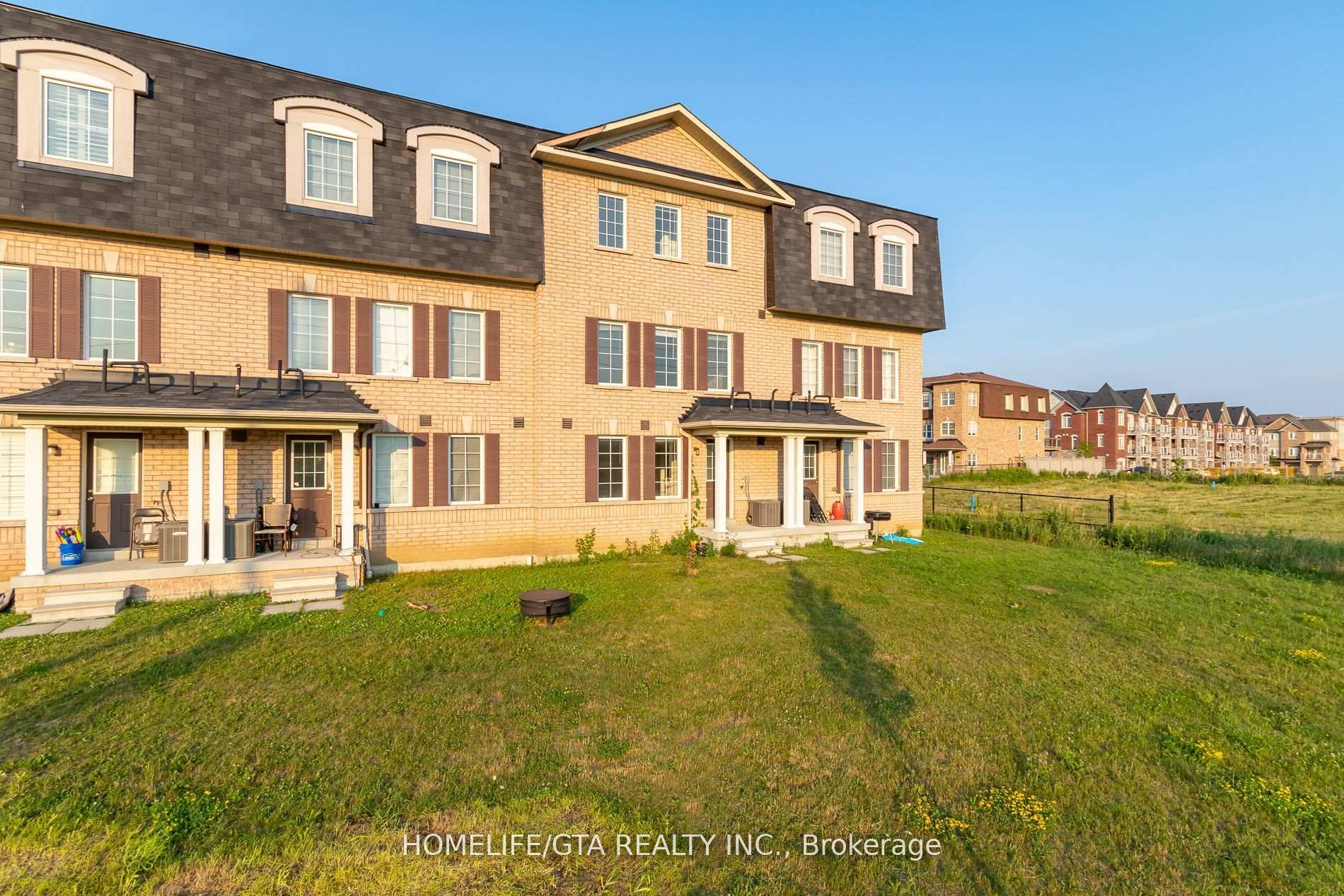 Photo 45 of 1757 Carousel Drive, Pickering, Duffin Heights — HOMEH