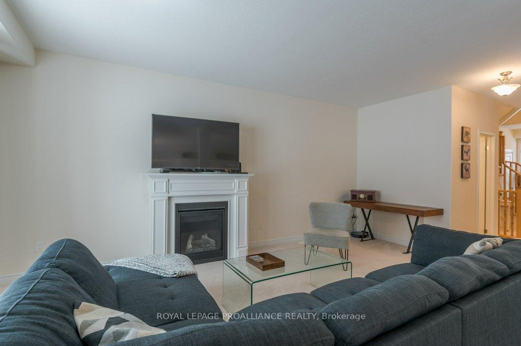 Photo 13 of 477 Grange Way, Peterborough, Northcrest Ward 5 — HOMEH