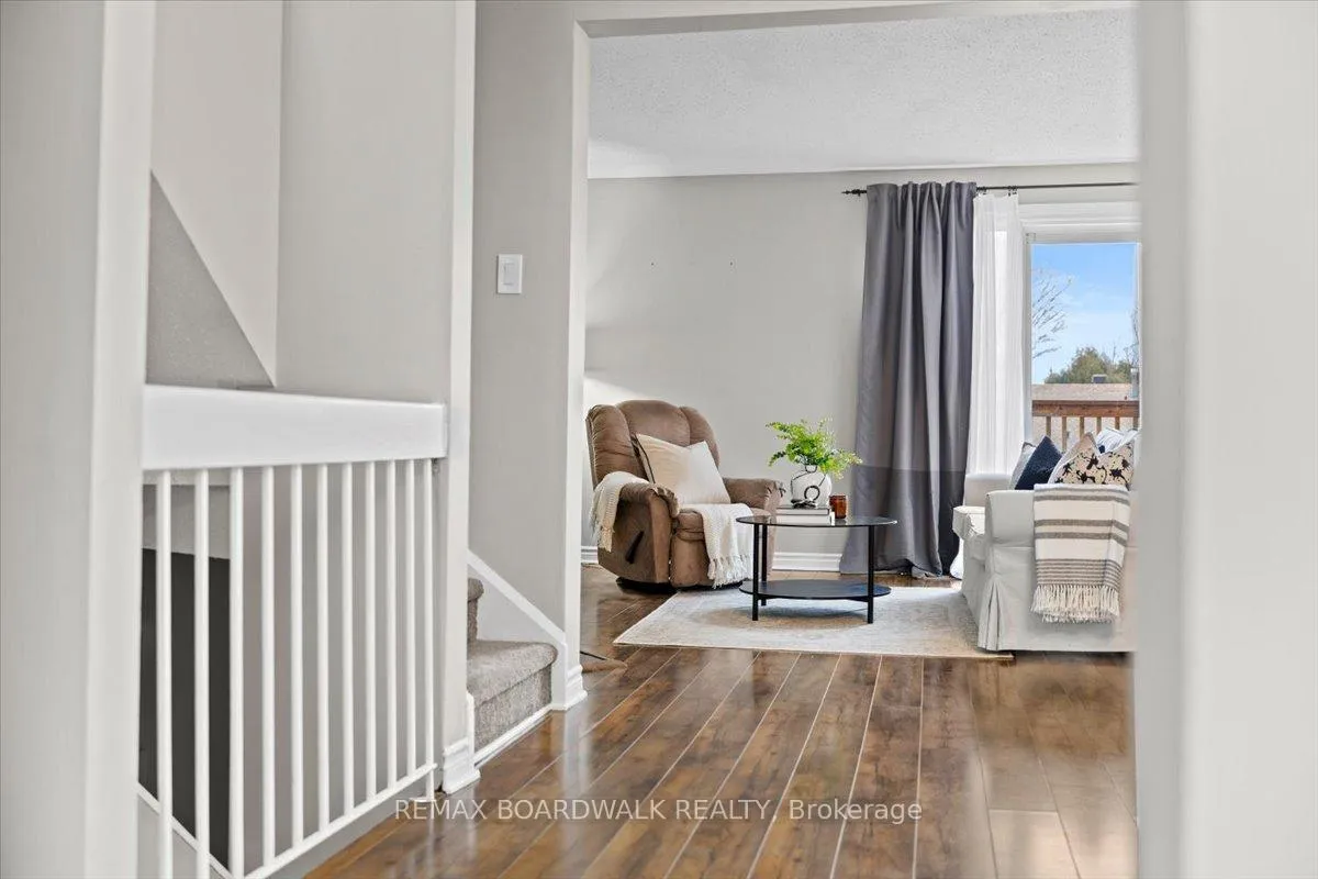 Photo 9 of Unit E, 278 Dalehurst Drive E, Ottawa, Tanglewood — HOMEH