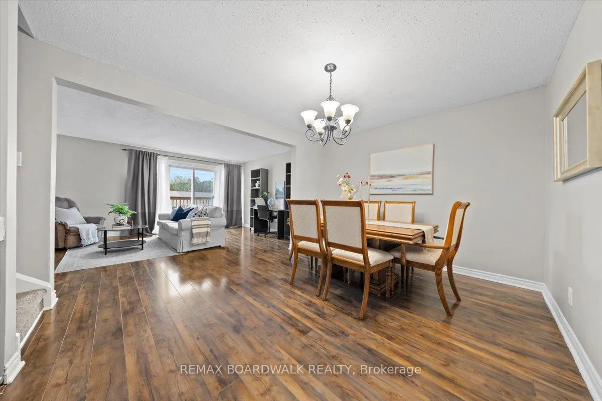 Photo 10 of Unit E, 278 Dalehurst Drive E, Ottawa, Tanglewood — HOMEH