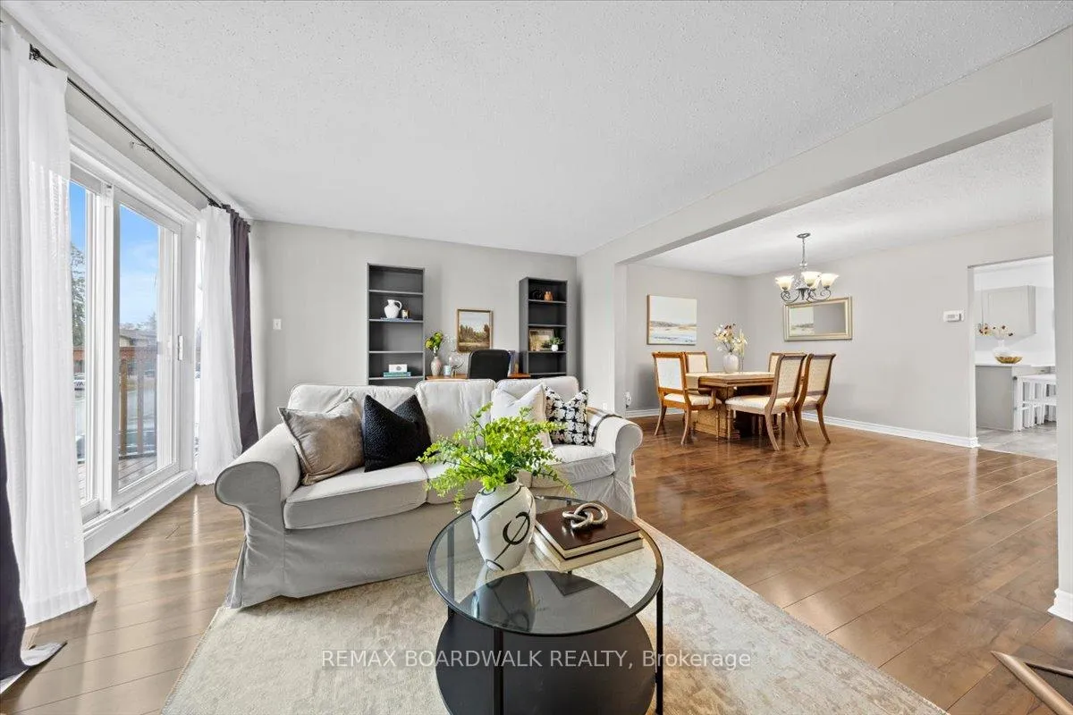 Photo 18 of Unit E, 278 Dalehurst Drive E, Ottawa, Tanglewood — HOMEH