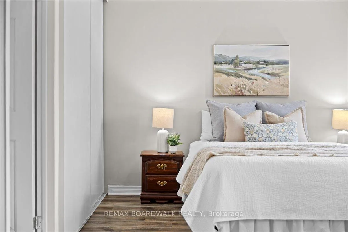 Photo 35 of Unit E, 278 Dalehurst Drive E, Ottawa, Tanglewood — HOMEH