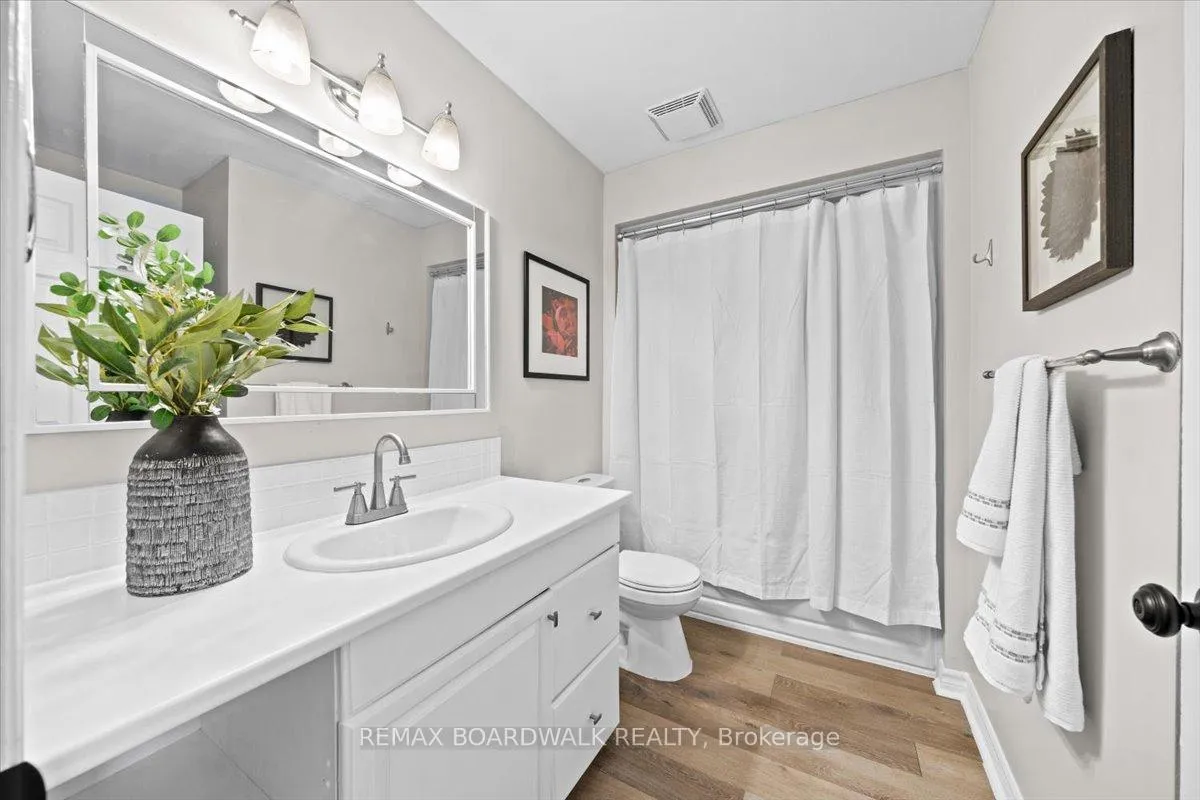 Photo 37 of Unit E, 278 Dalehurst Drive E, Ottawa, Tanglewood — HOMEH