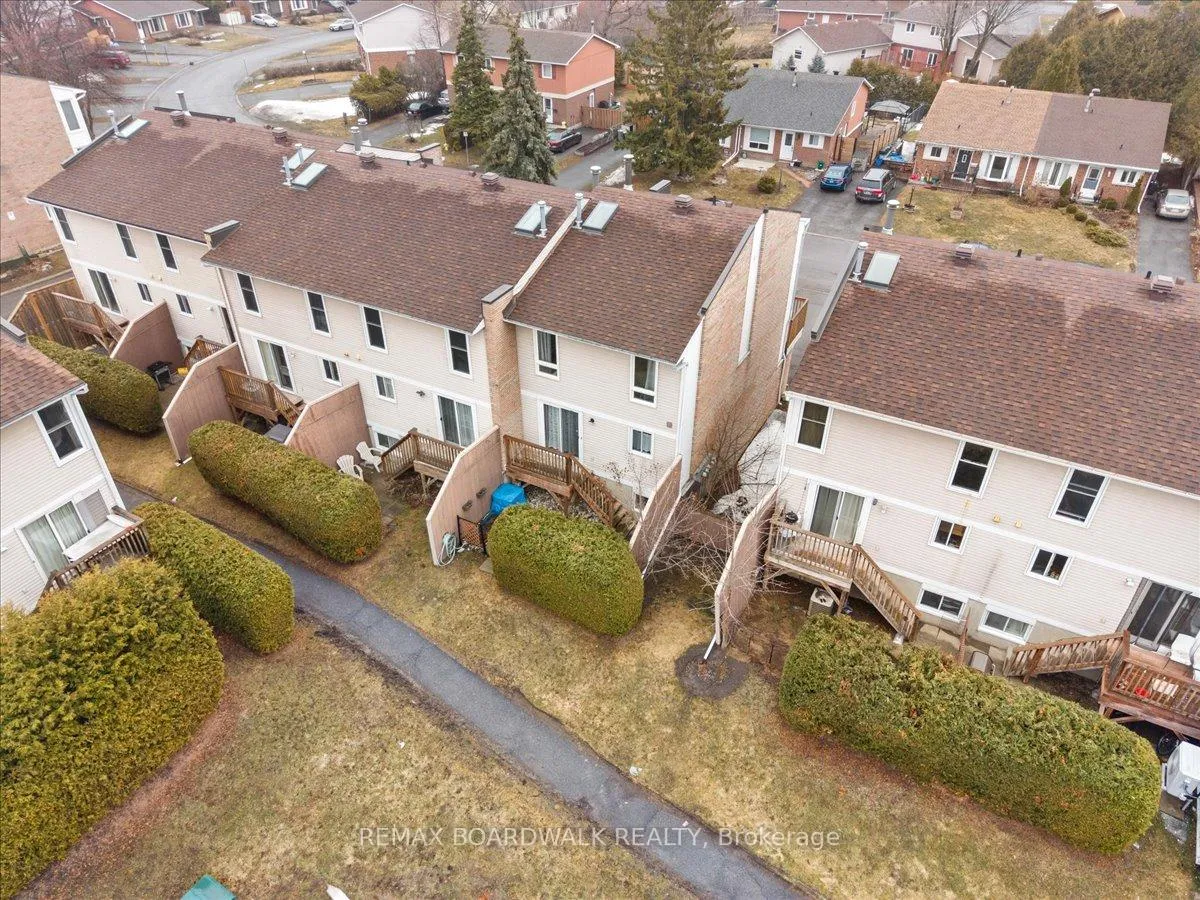 Photo 45 of Unit E, 278 Dalehurst Drive E, Ottawa, Tanglewood — HOMEH