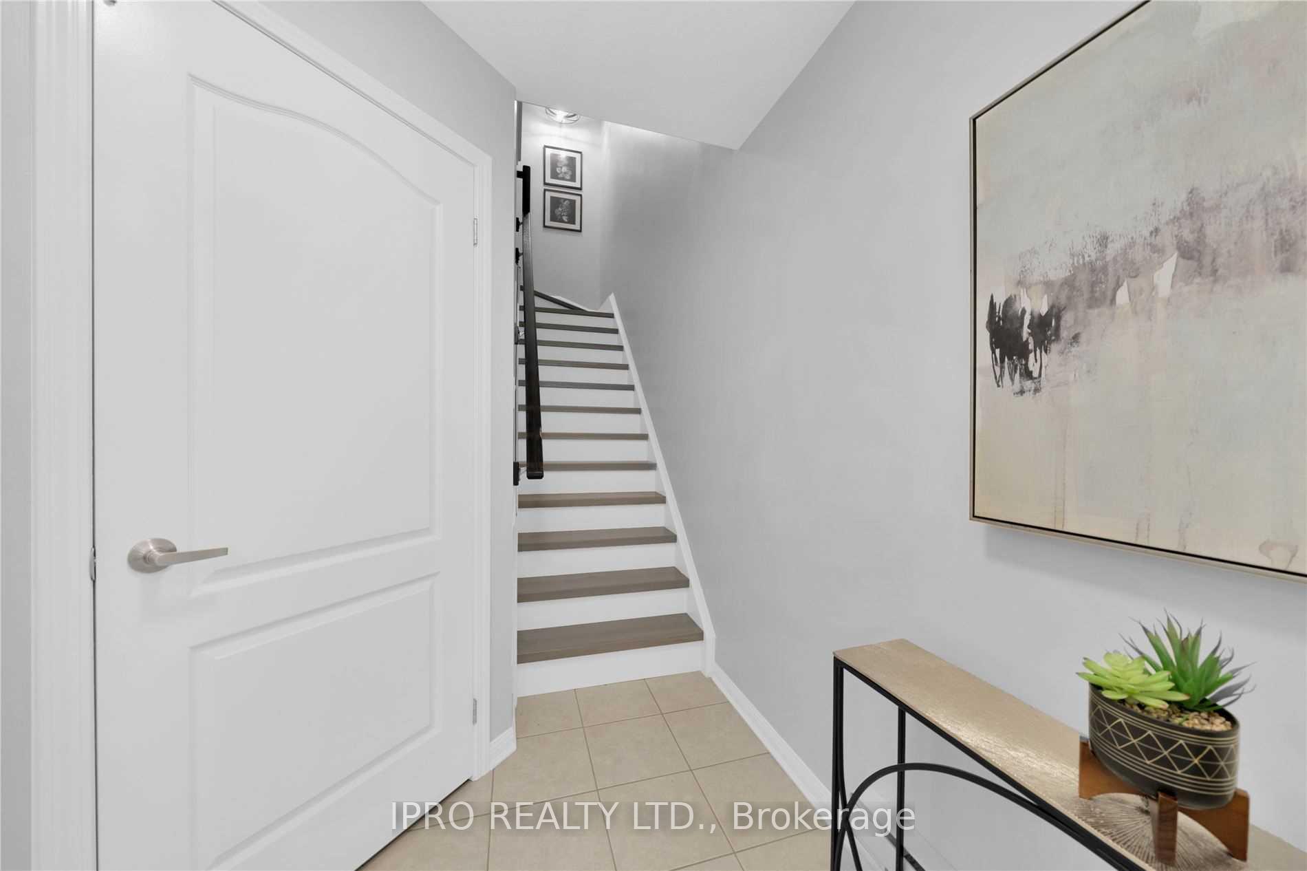 Photo 6 of 612 Attenborough Terrace, Milton, Willmott — HOMEH