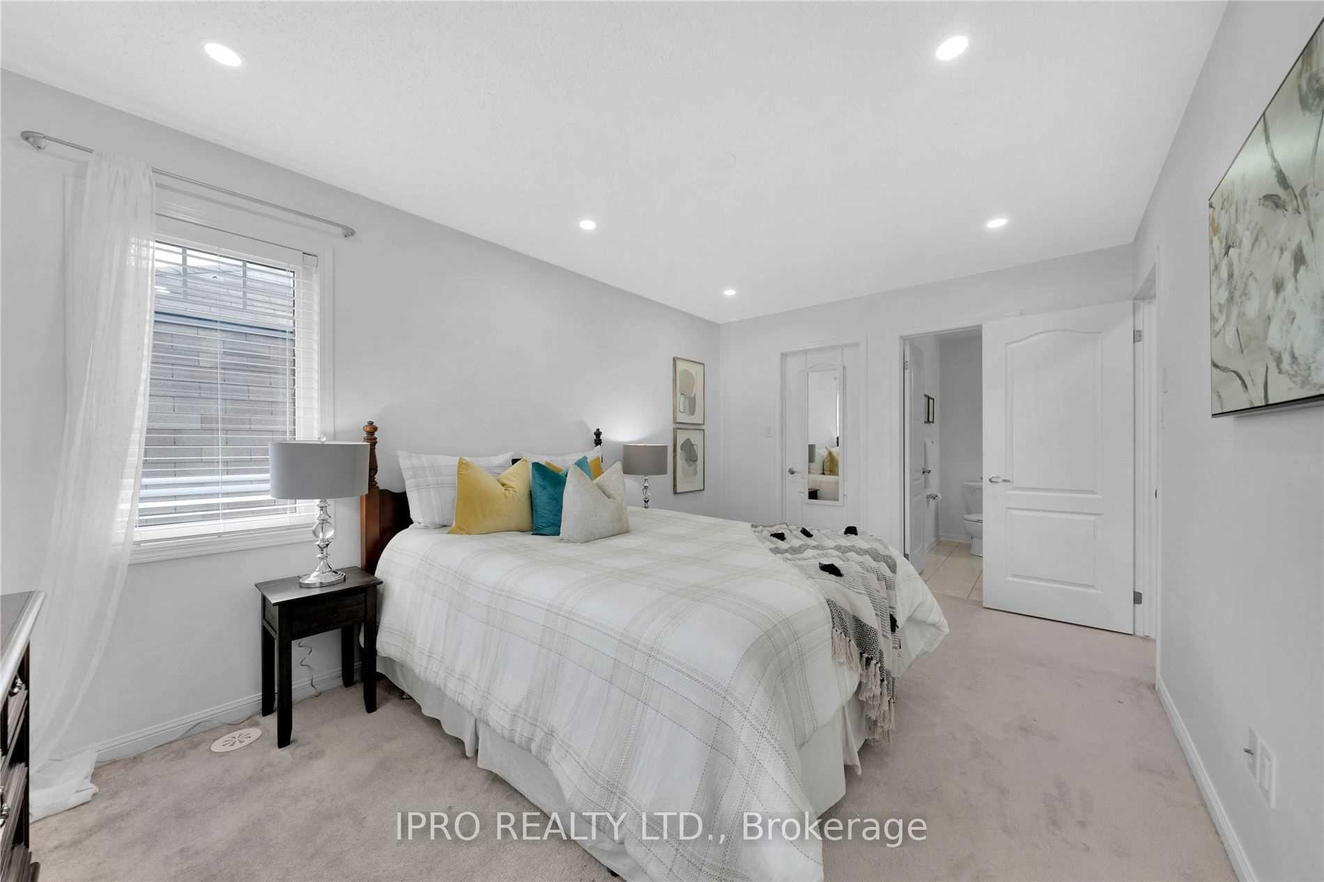 Photo 23 of 612 Attenborough Terrace, Milton, Willmott — HOMEH