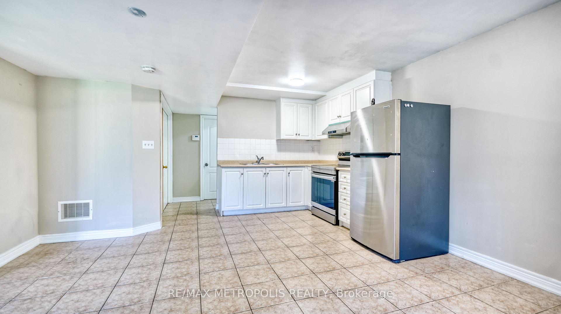 Photo 10 of Unit BSMT, 791 Coldstream Drive, Oshawa, Samac — HOMEH
