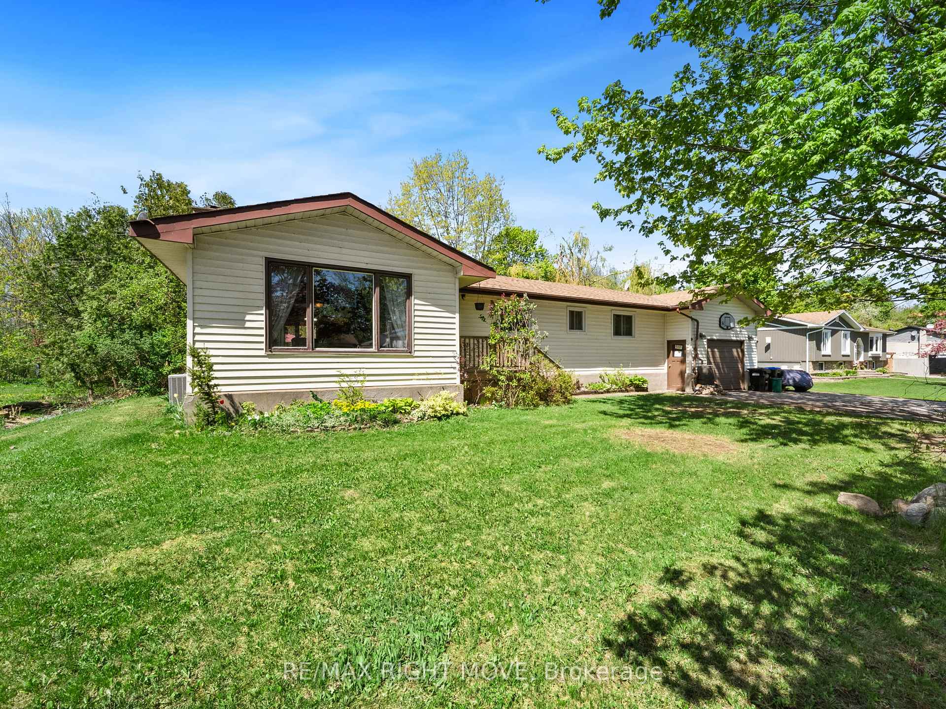 Photo 1 of 4462 Orkney Heights, Ramara, Atherley — HOMEH