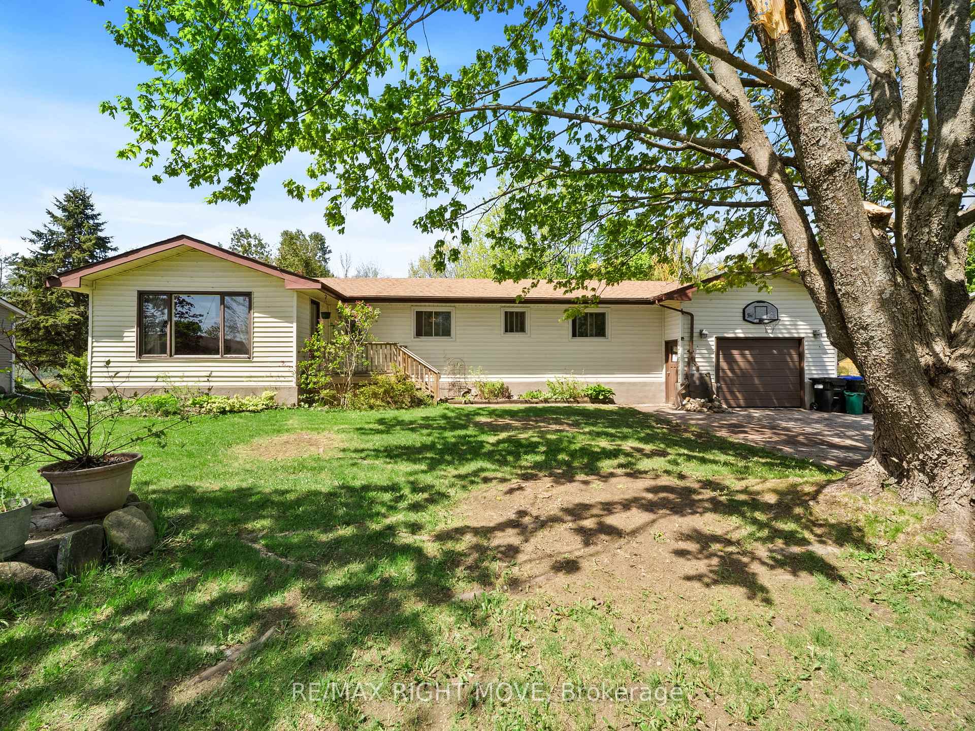Photo 2 of 4462 Orkney Heights, Ramara, Atherley — HOMEH