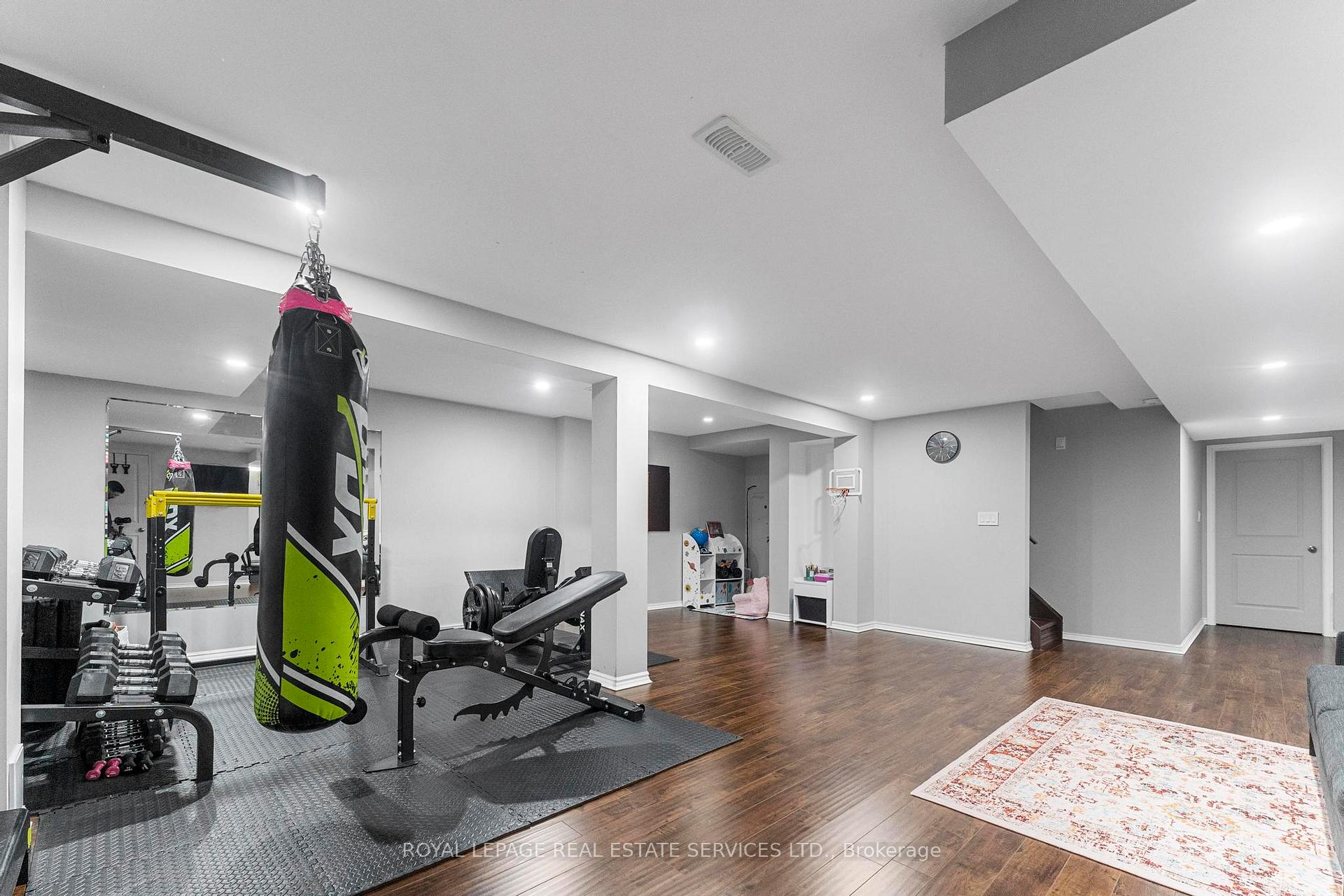 Photo 32 of 221 Chilver Heights, Milton, Ford — HOMEH