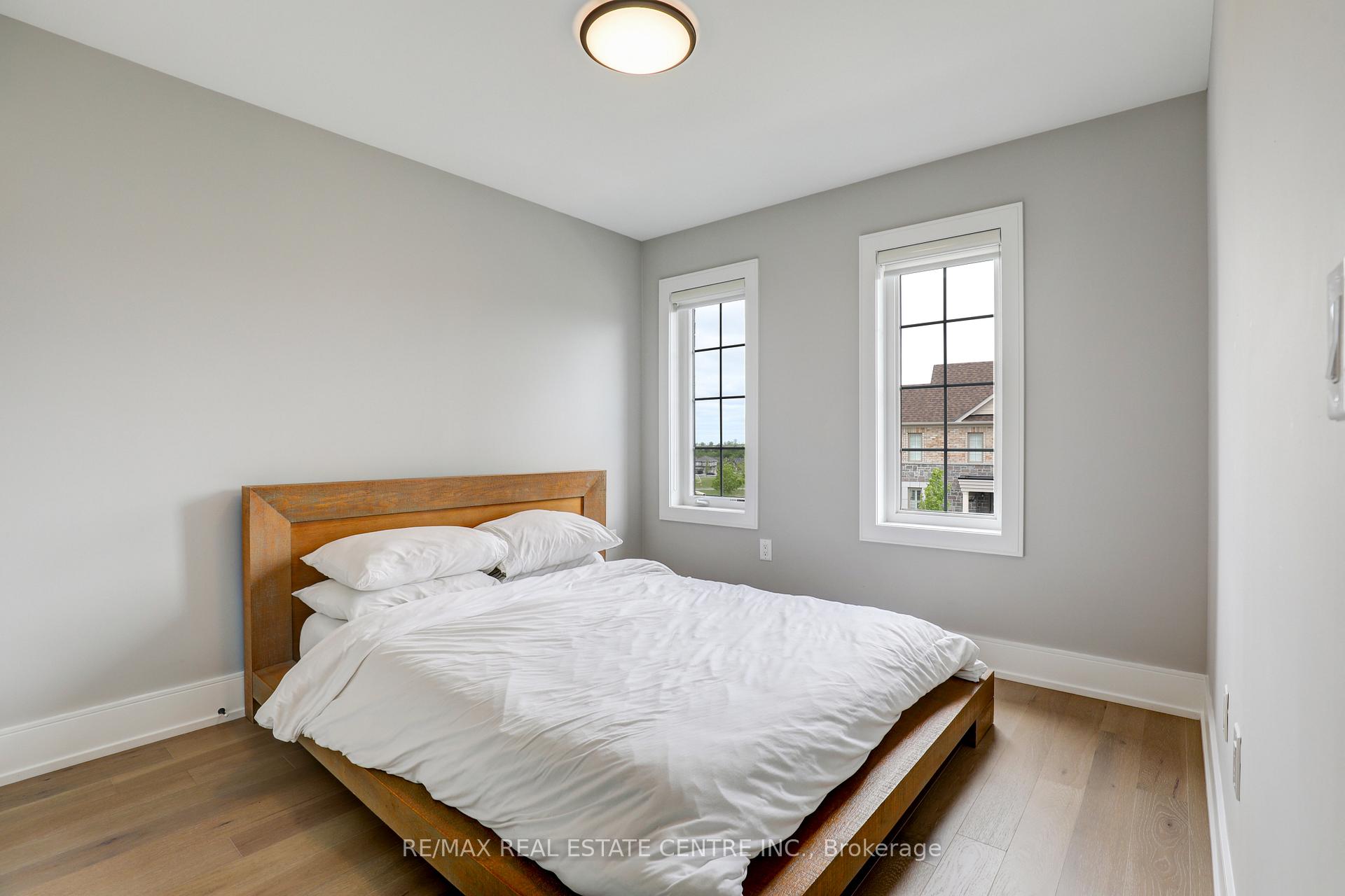 Photo 15 of 1004 Kingpeak Crescent, Pickering, Rural Pickering — HOMEH