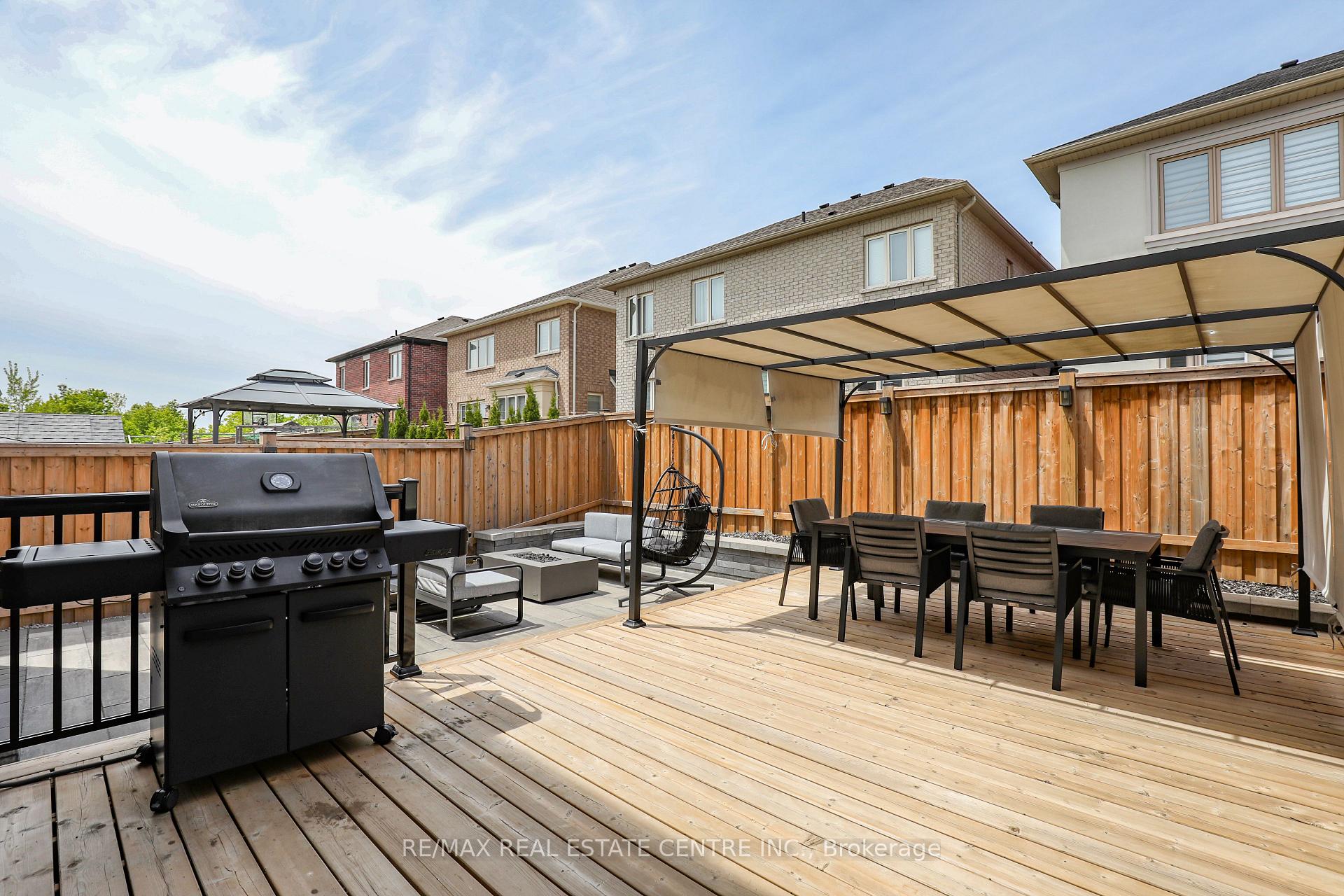 Photo 28 of 1004 Kingpeak Crescent, Pickering, Rural Pickering — HOMEH