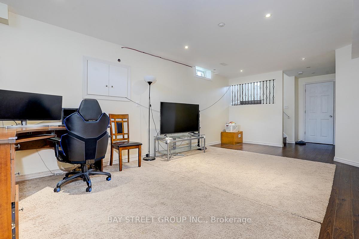 Photo 25 of 1322 Whitelaw Avenue, Oshawa, Pinecrest — HOMEH