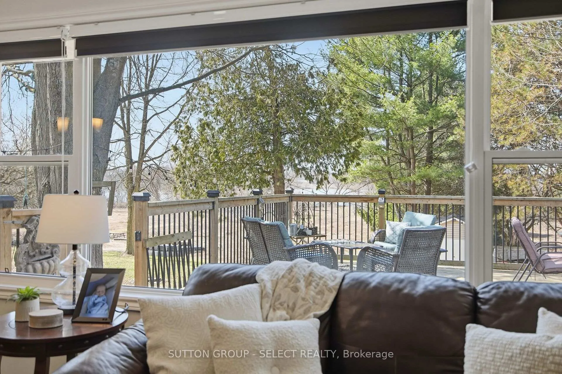 Photo 12 of 21069 Riverview Drive, Thames Centre, Rural Thames Centre — HOMEH