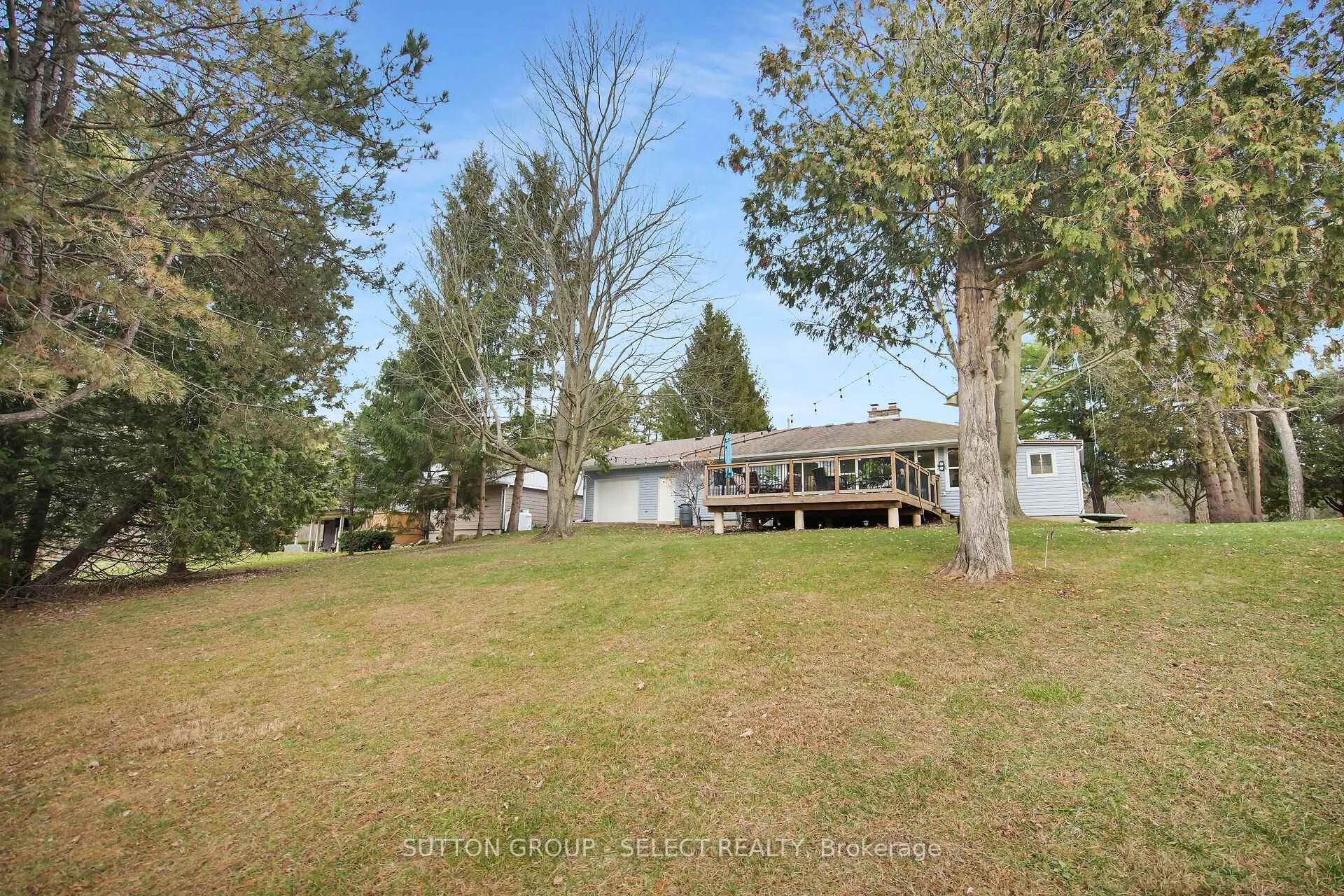 Photo 33 of 21069 Riverview Drive, Thames Centre, Rural Thames Centre — HOMEH