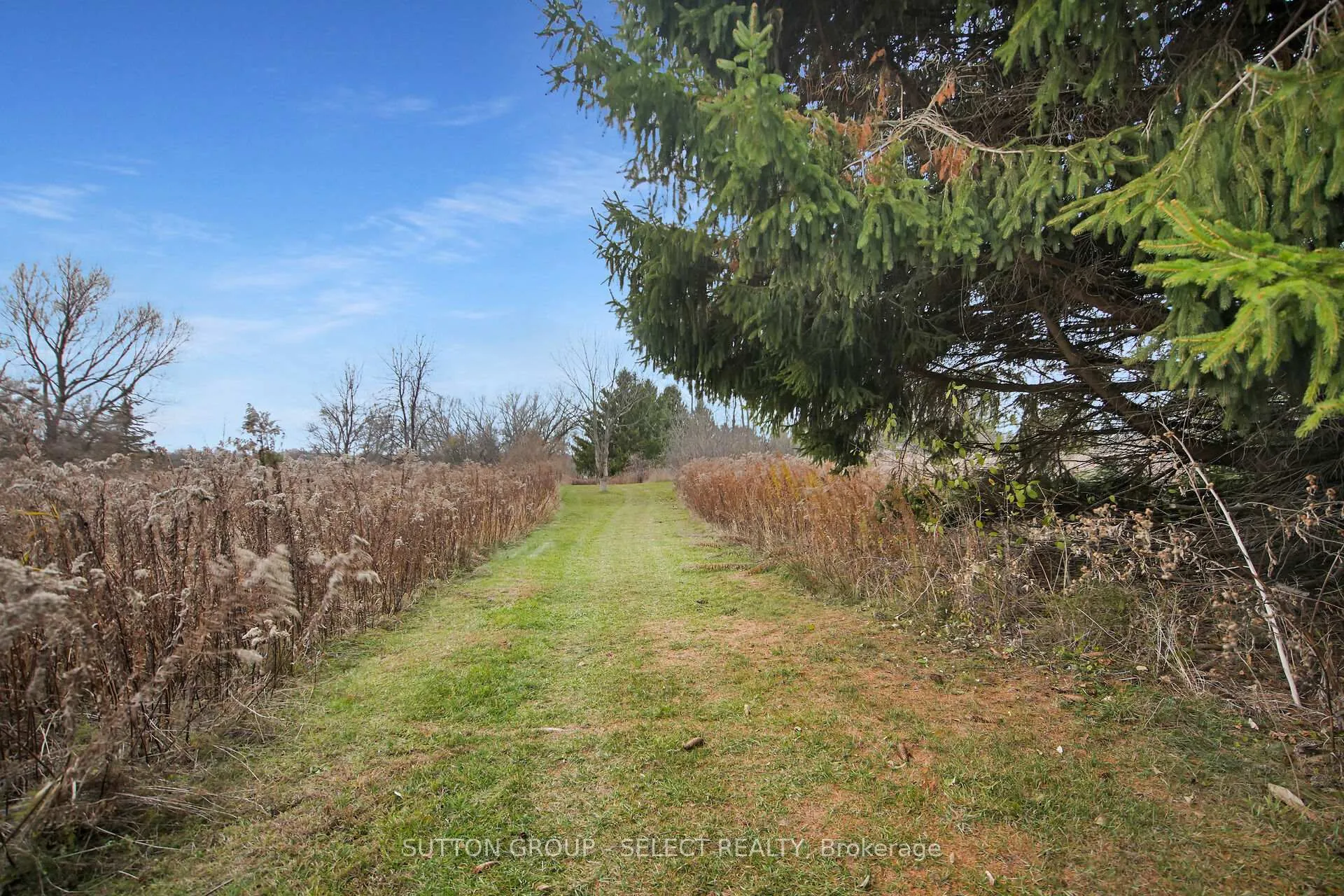 Photo 40 of 21069 Riverview Drive, Thames Centre, Rural Thames Centre — HOMEH