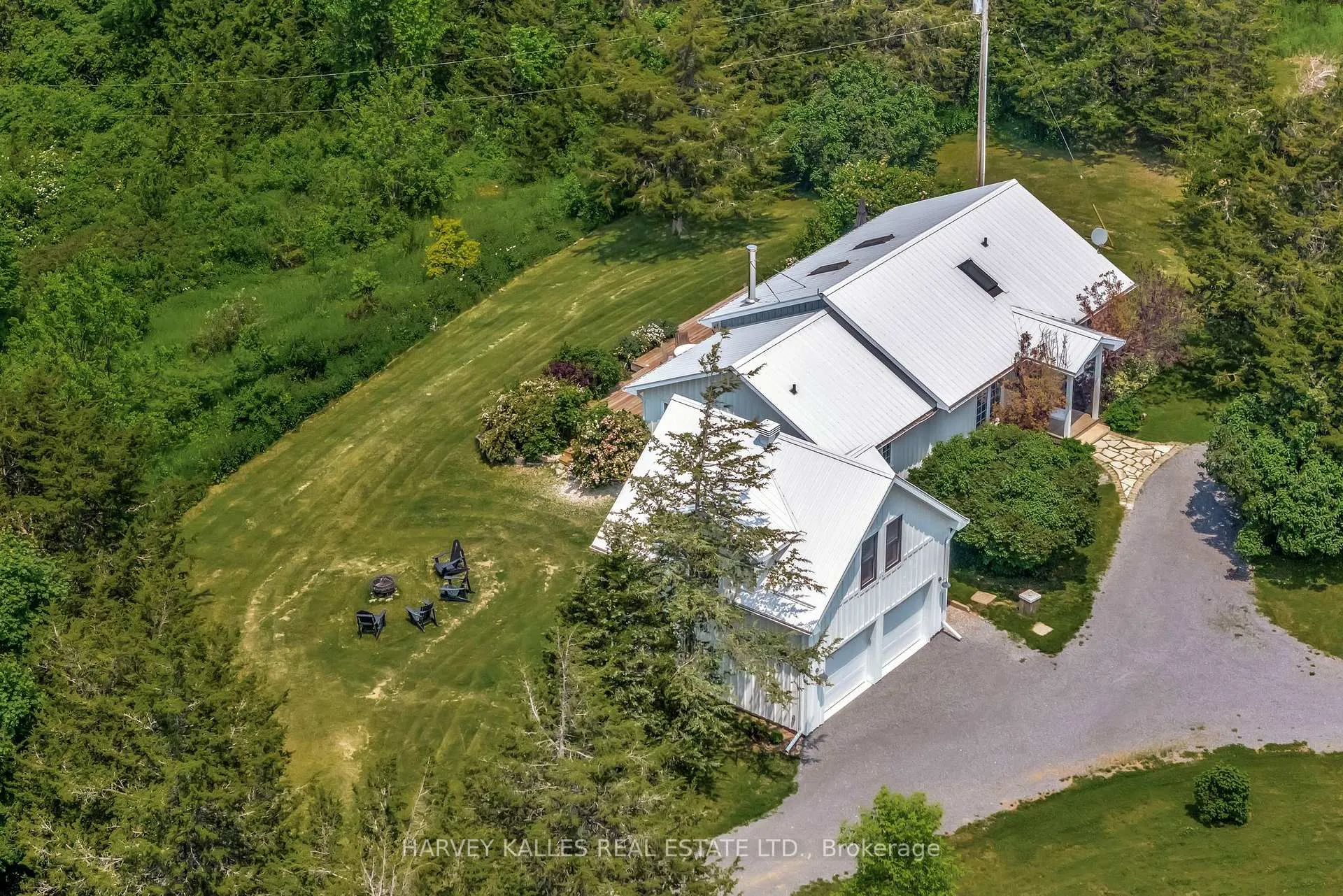 Photo 15 of 2992 County Rd 7, Prince Edward County, North Marysburg Ward — HOMEH