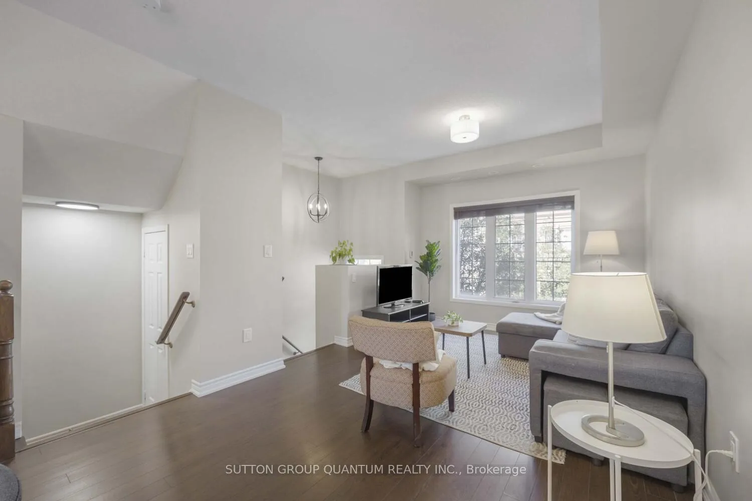 Photo 3 of Unit #38, 1250 St Martins Drive, Pickering, Bay Ridges — HOMEH