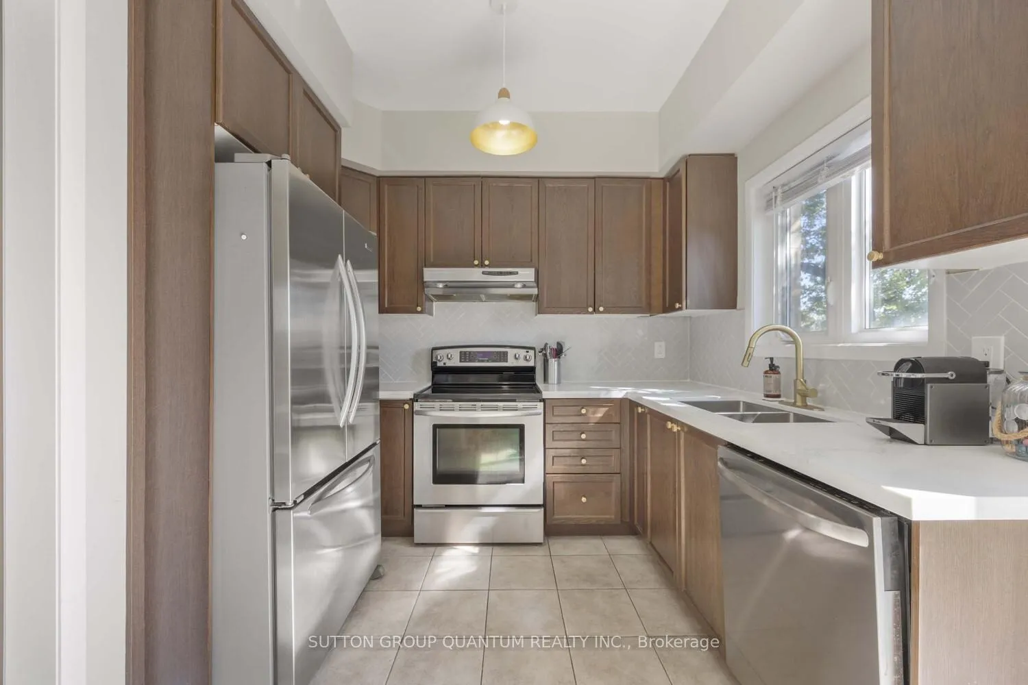 Photo 11 of Unit #38, 1250 St Martins Drive, Pickering, Bay Ridges — HOMEH