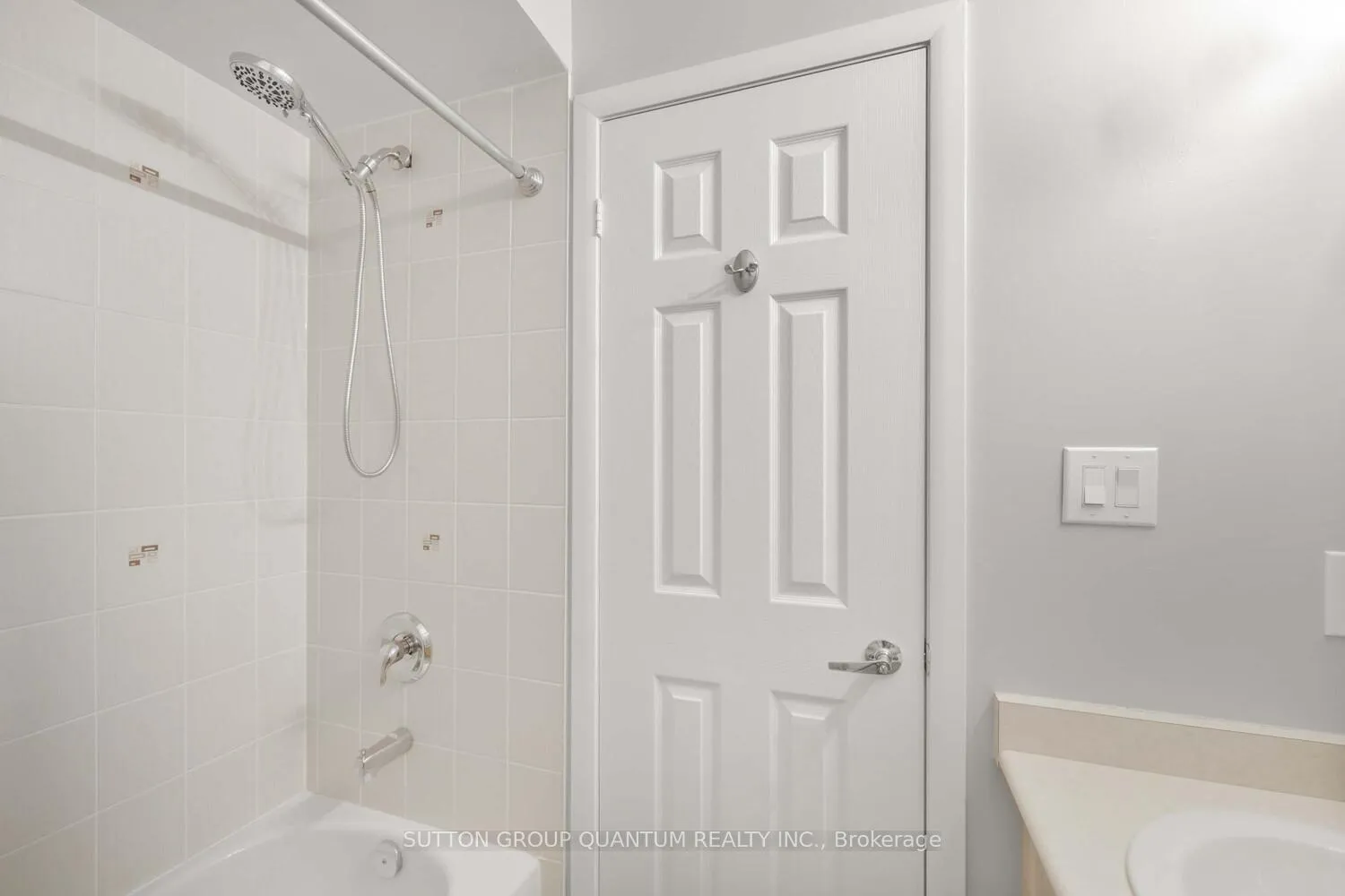 Photo 24 of Unit #38, 1250 St Martins Drive, Pickering, Bay Ridges — HOMEH