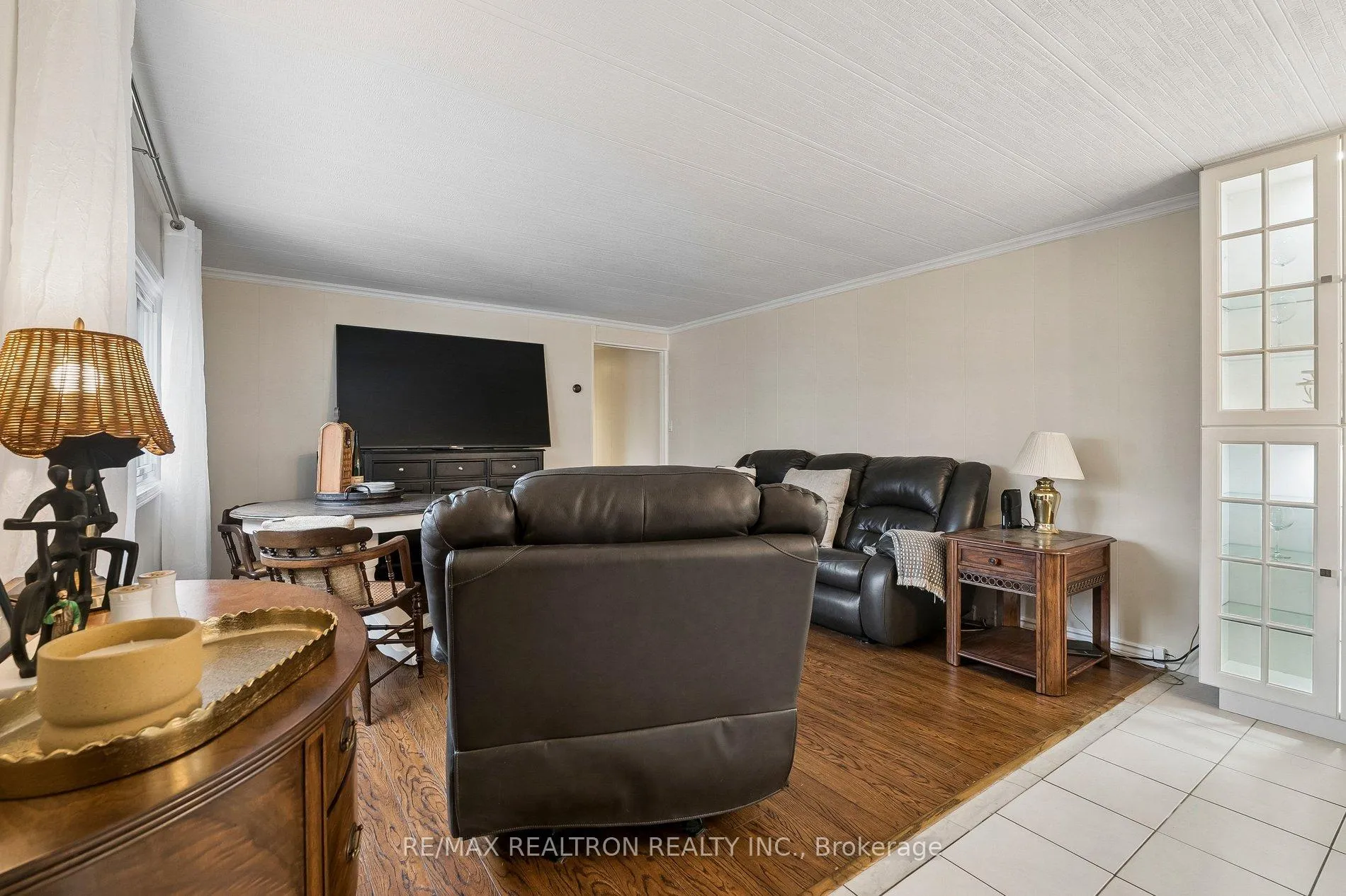 Photo 10 of 10 Pinecrest Circle, Innisfil, Cookstown — HOMEH