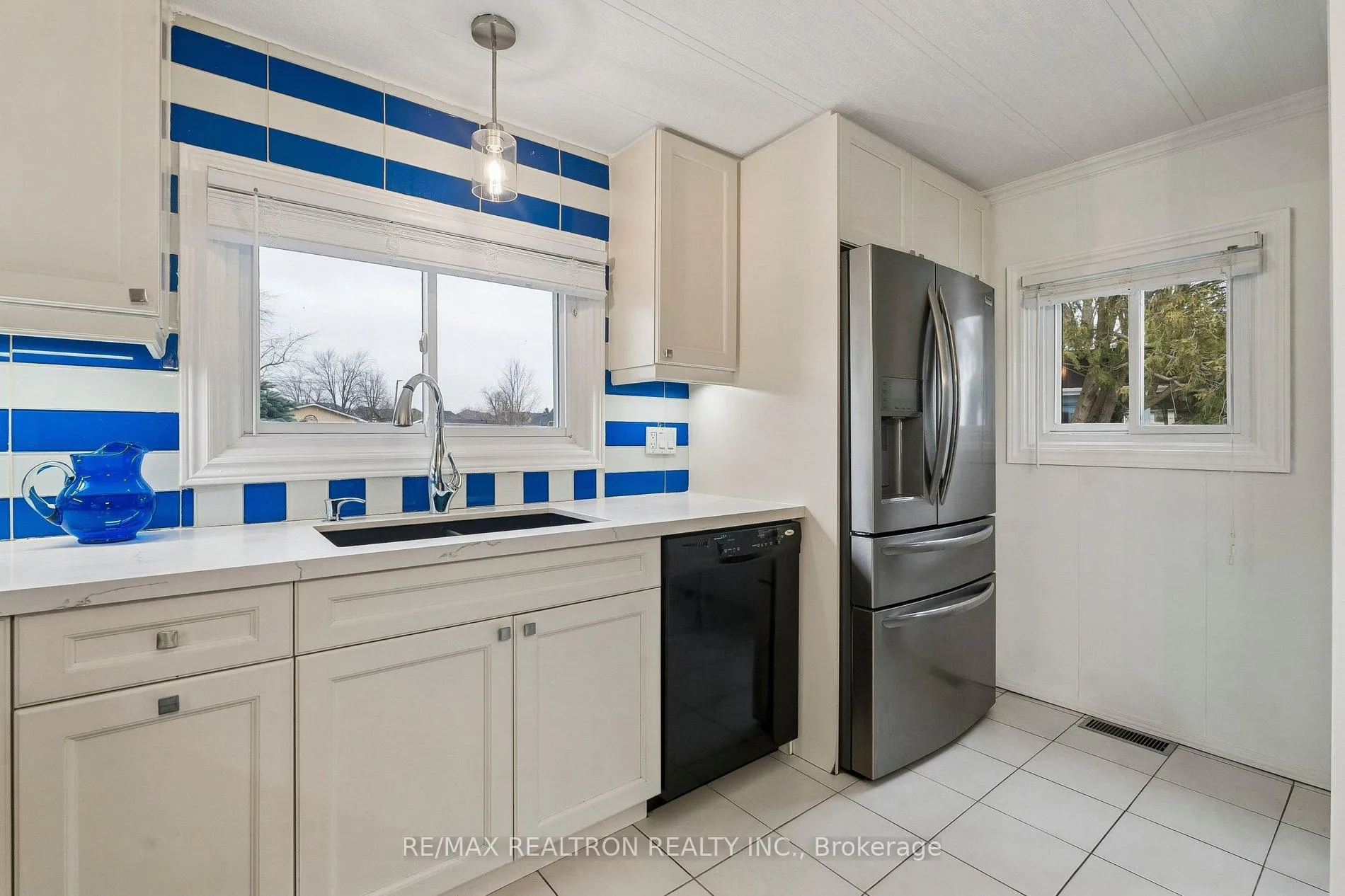 Photo 16 of 10 Pinecrest Circle, Innisfil, Cookstown — HOMEH