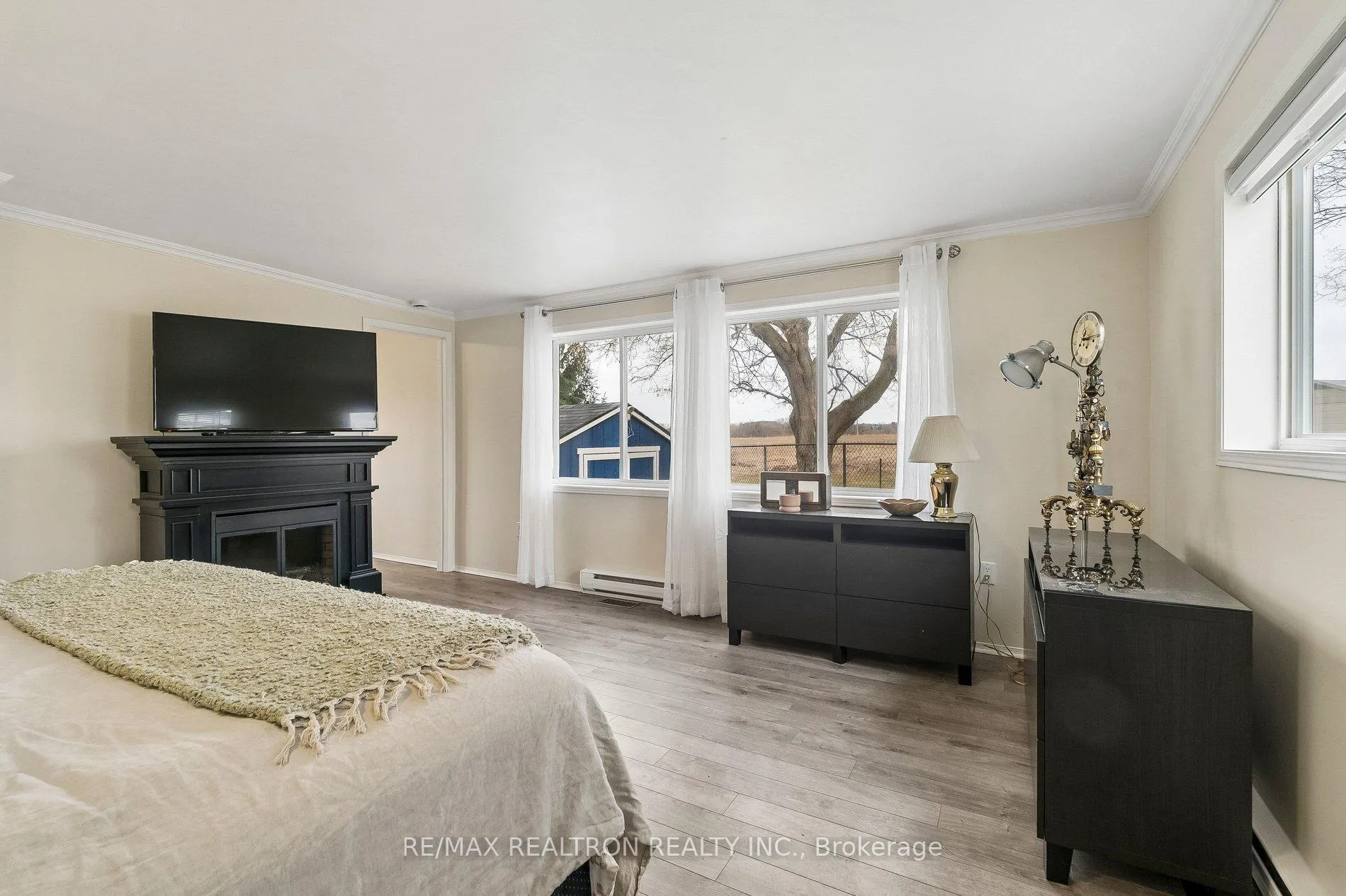Photo 18 of 10 Pinecrest Circle, Innisfil, Cookstown — HOMEH