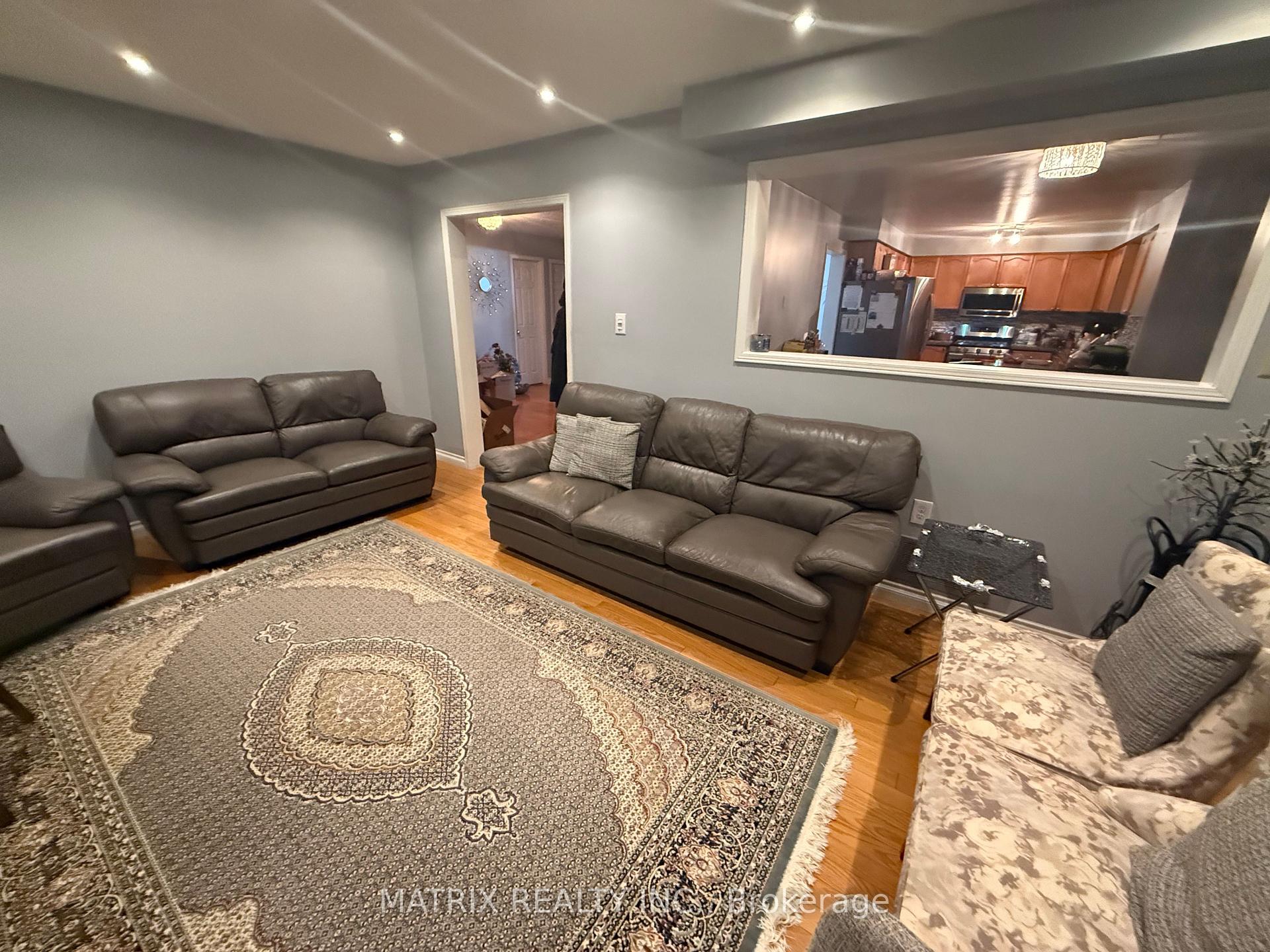 Photo 10 of Unit B, 1602 Middleton Street, Pickering, Brock Ridge — HOMEH
