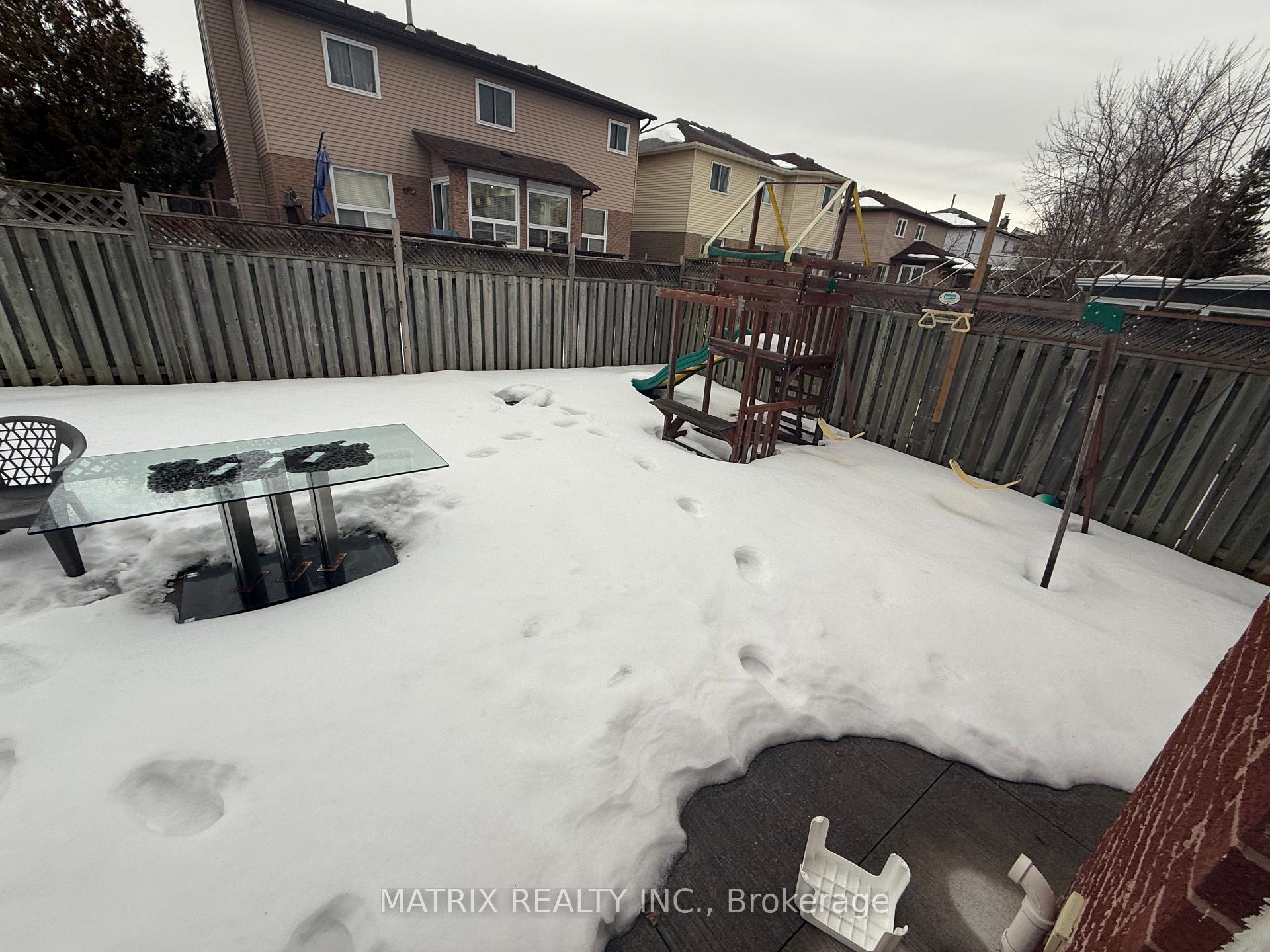 Photo 31 of Unit B, 1602 Middleton Street, Pickering, Brock Ridge — HOMEH