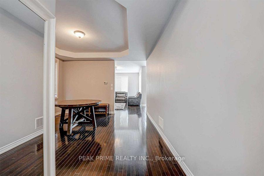 Photo 3 of 140 Savoline Boulevard S, Milton, Scott — HOMEH