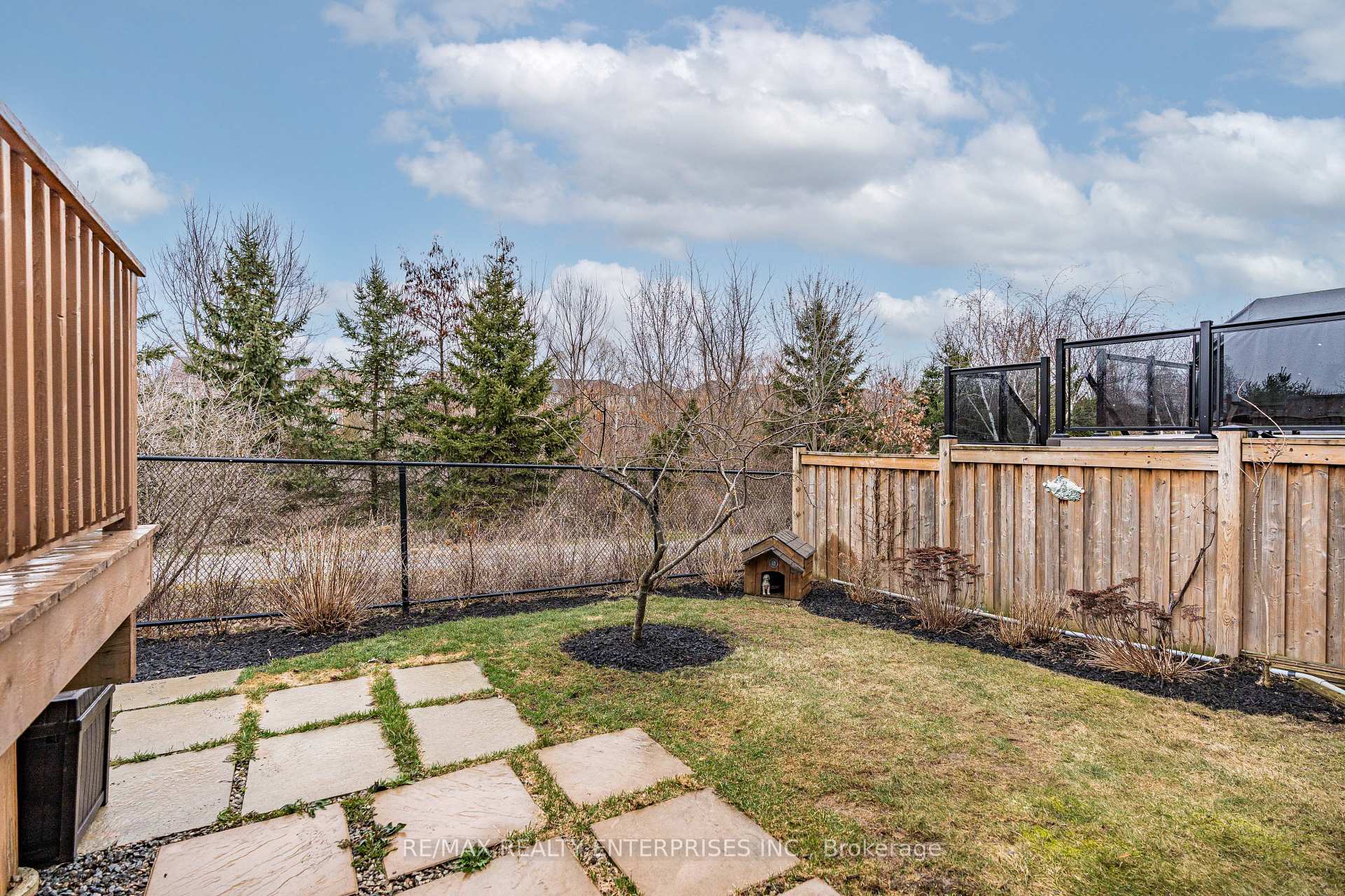 Photo 34 of 1005 Tock Close, Milton, Willmott — HOMEH