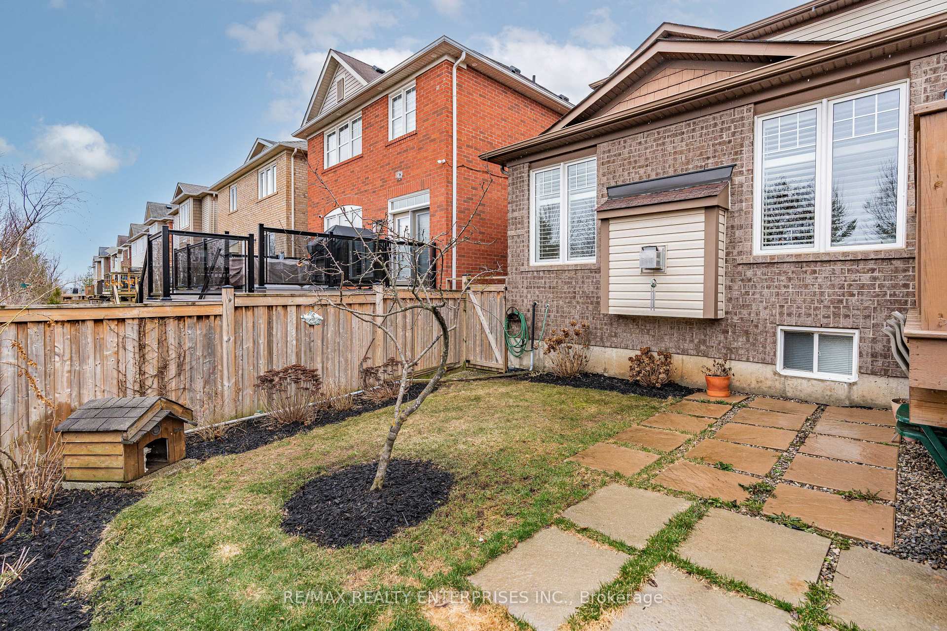 Photo 36 of 1005 Tock Close, Milton, Willmott — HOMEH