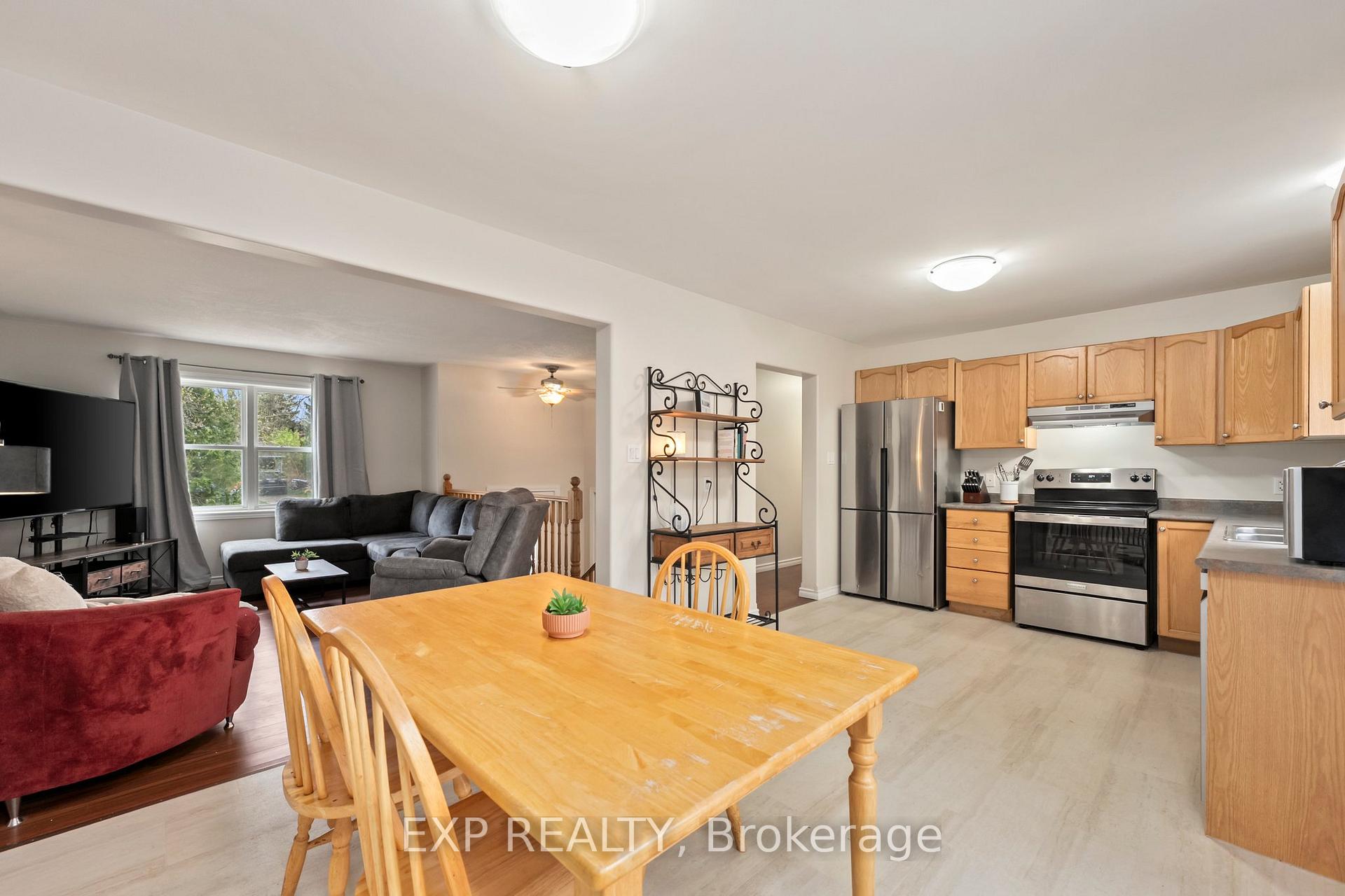 Photo 9 of 3995 Woodland Drive, Ramara, Rural Ramara — HOMEH