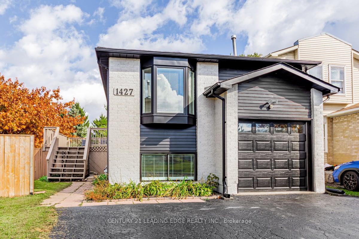 Front of Unit Main, 1427 Birchcliffe Court