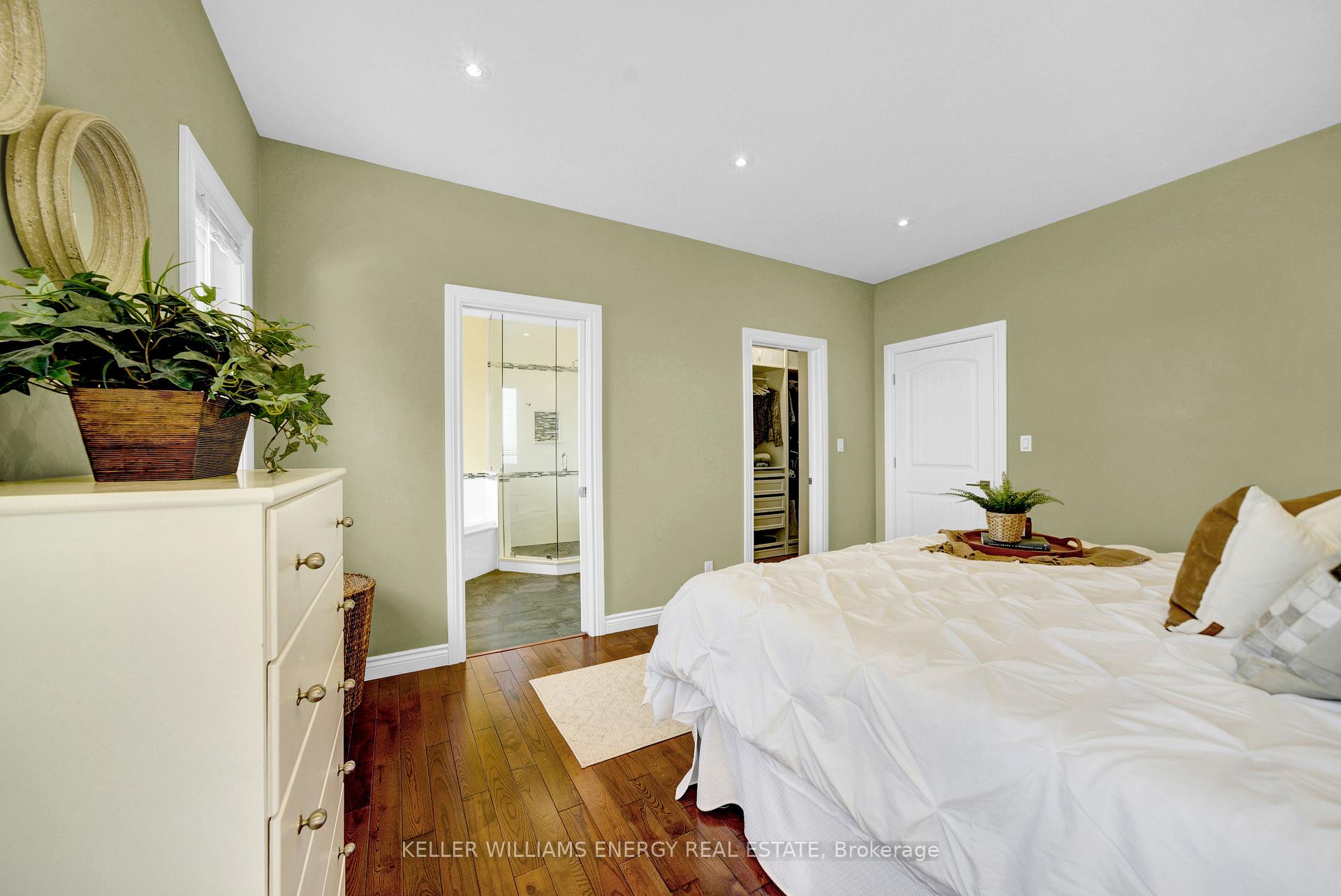 Photo 23 of 4 Prinyers Drive, Prince Edward County, North Marysburg Ward — HOMEH