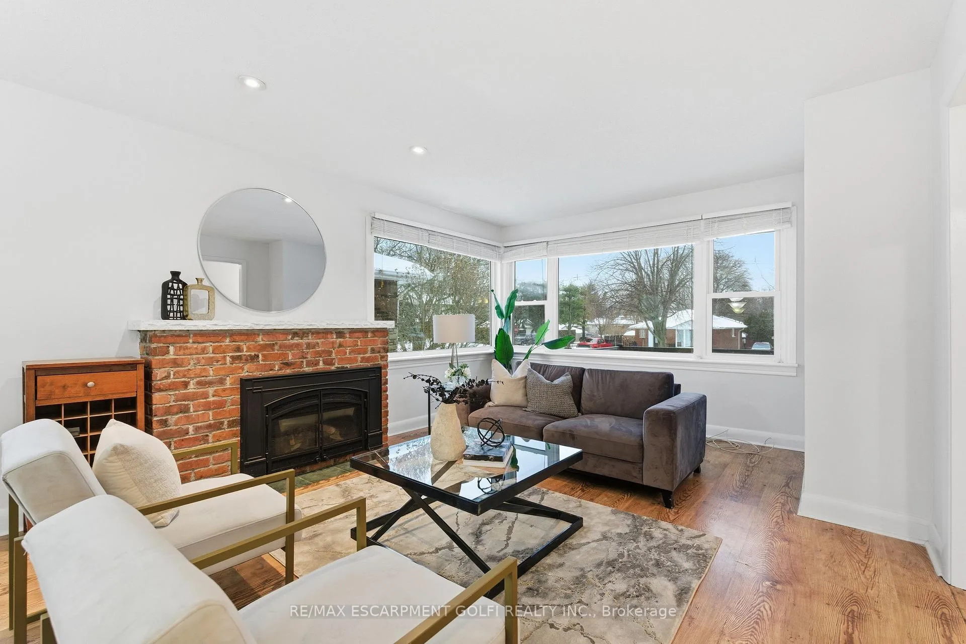 Photo 6 of 149 West 28th Street, Hamilton, Westcliffe — HOMEH