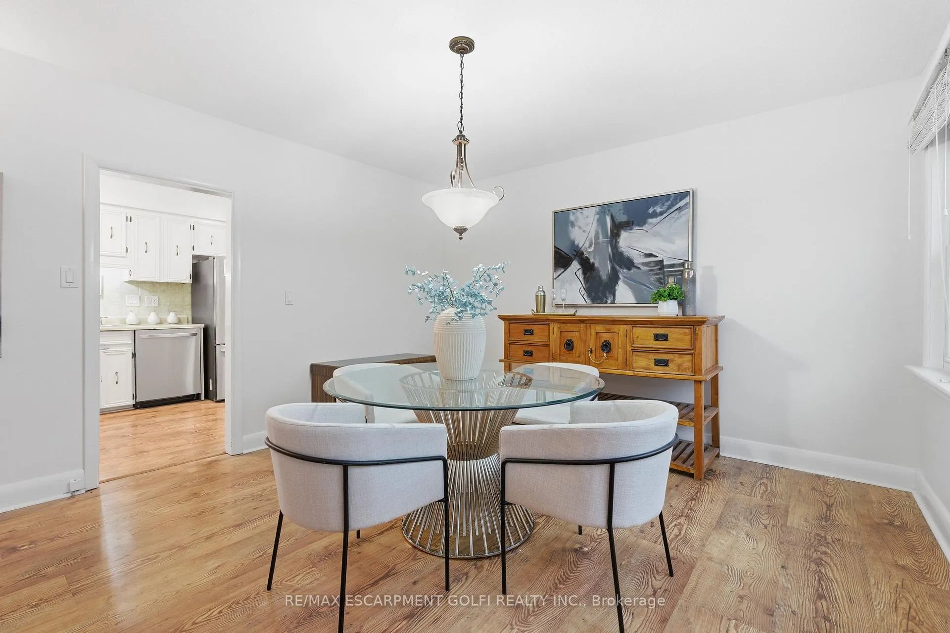 Photo 7 of 149 West 28th Street, Hamilton, Westcliffe — HOMEH