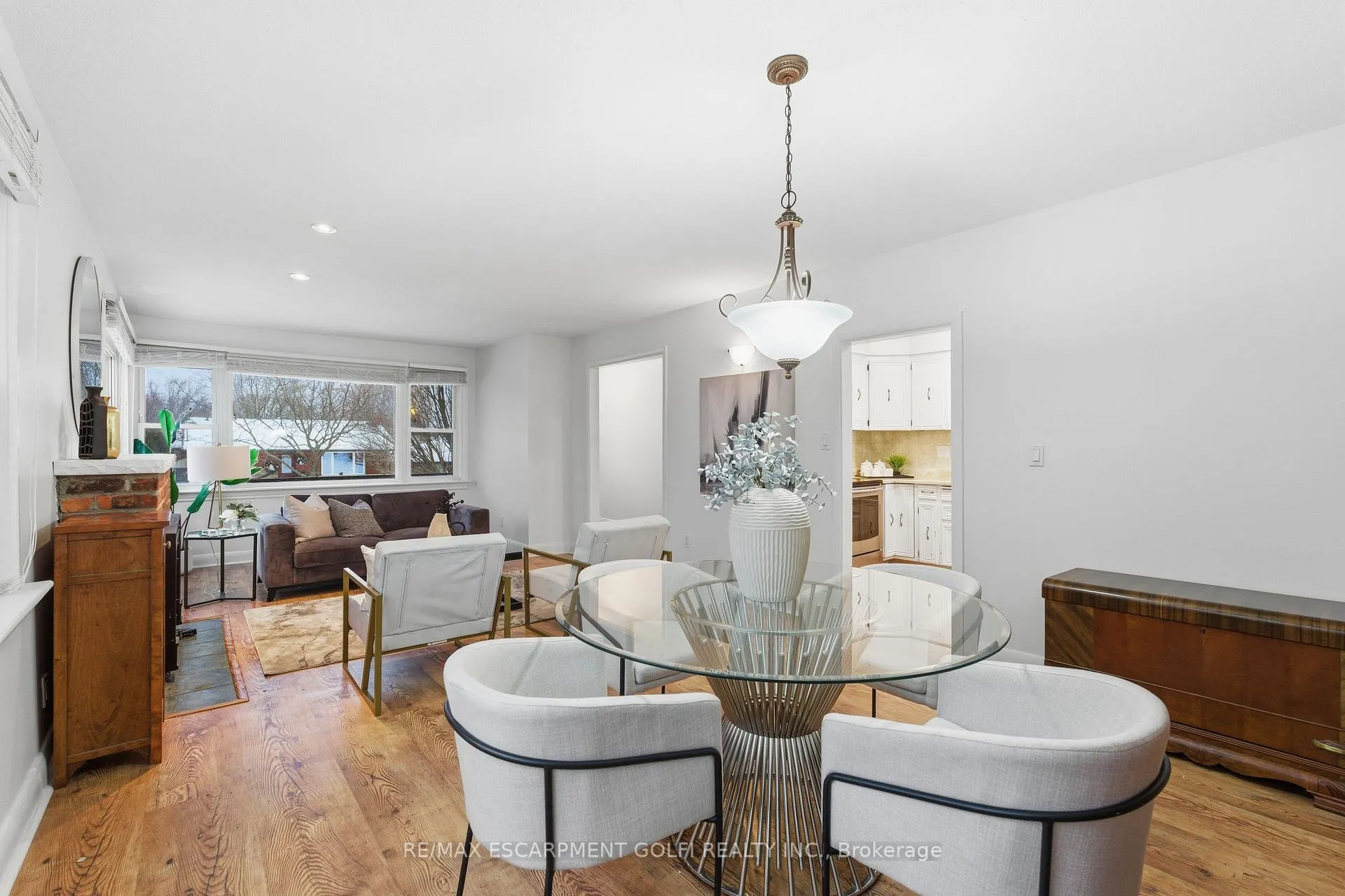 Photo 8 of 149 West 28th Street, Hamilton, Westcliffe — HOMEH