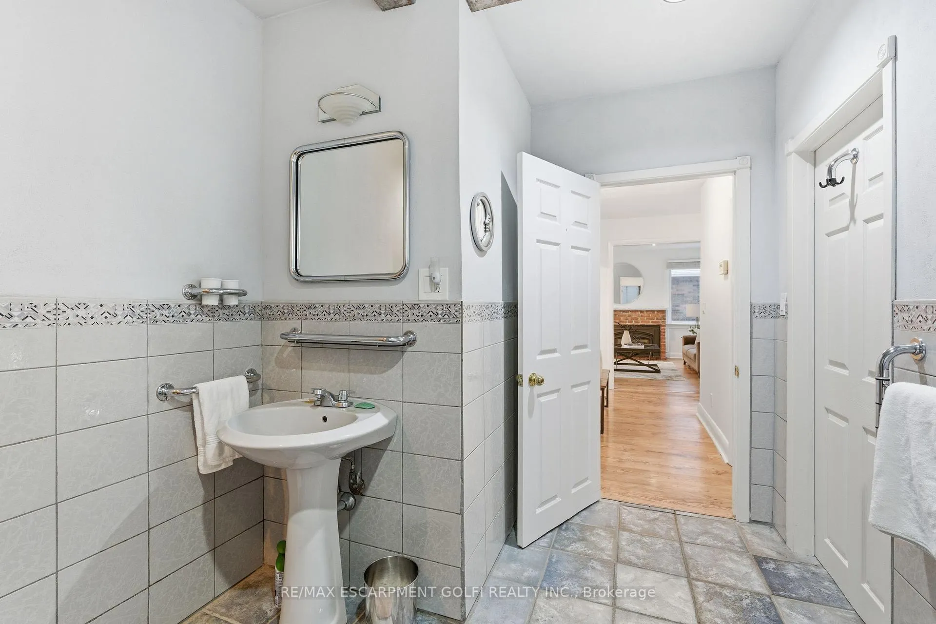 Photo 14 of 149 West 28th Street, Hamilton, Westcliffe — HOMEH