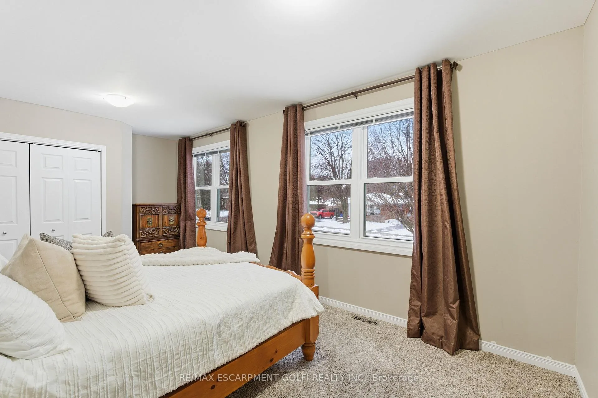 Photo 18 of 149 West 28th Street, Hamilton, Westcliffe — HOMEH