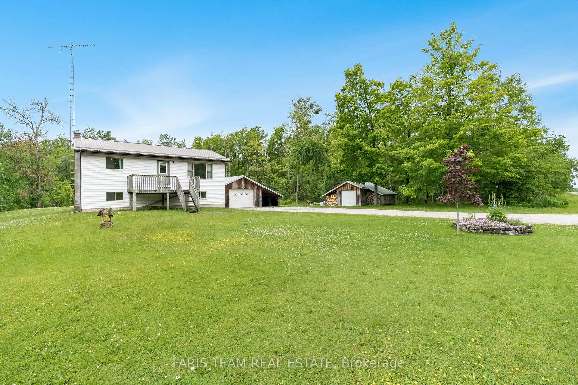Photo 2 of 5808 Allan Carricks Road, Ramara, Rural Ramara — HOMEH