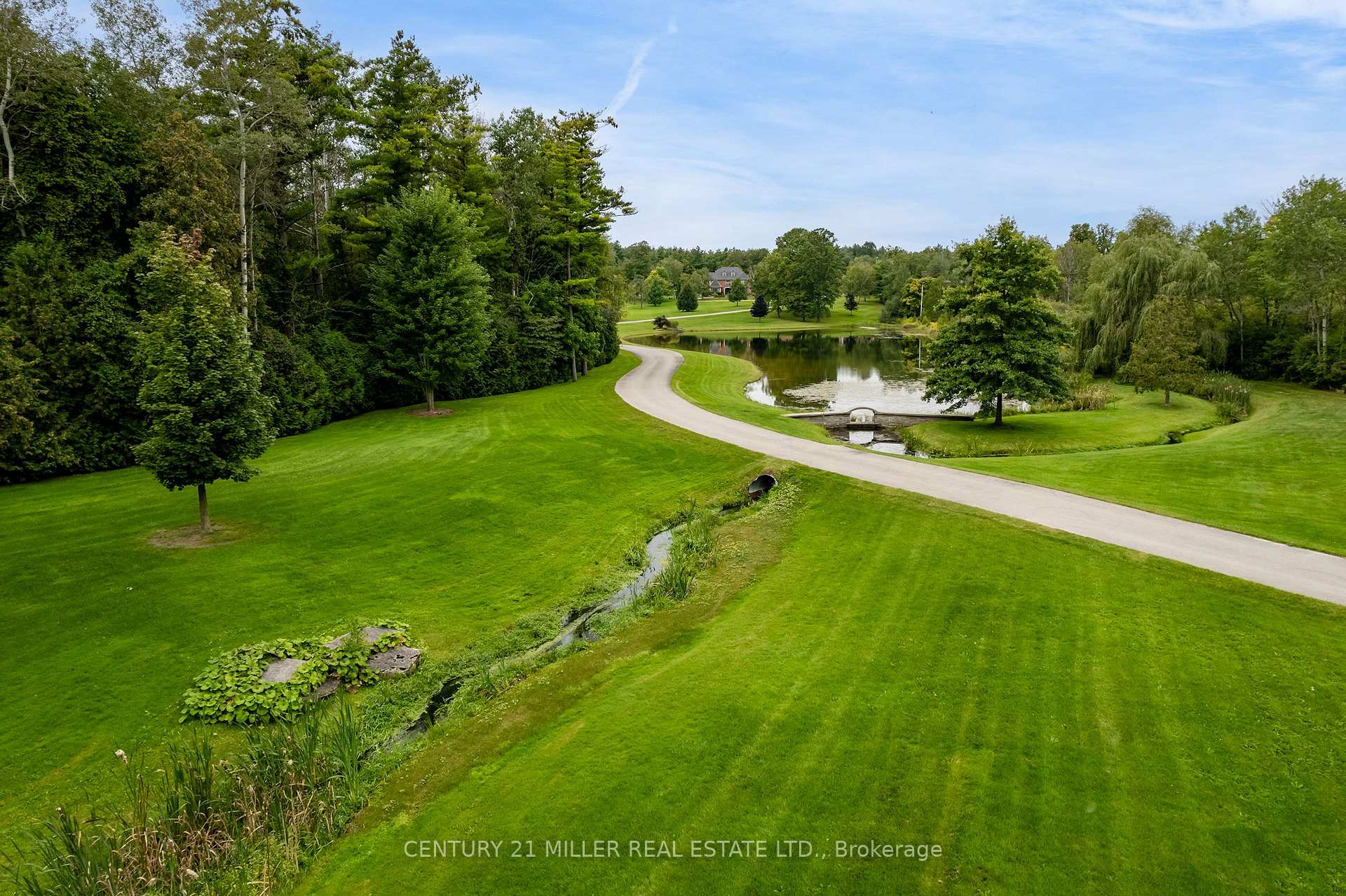 Photo 6 of 4508 Sideroad 10 North, Puslinch, Rural Puslinch West — HOMEH