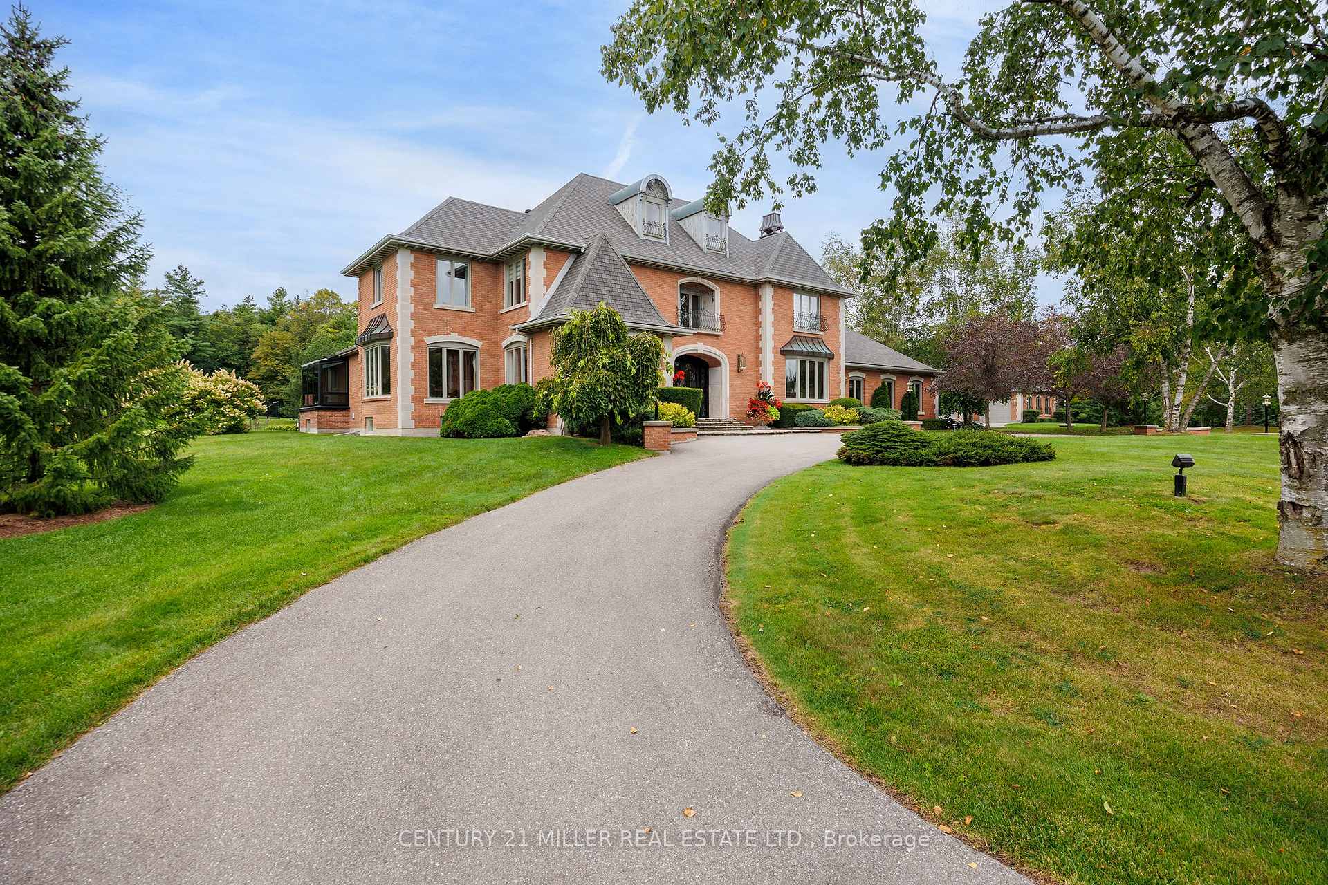 Photo 10 of 4508 Sideroad 10 North, Puslinch, Rural Puslinch West — HOMEH