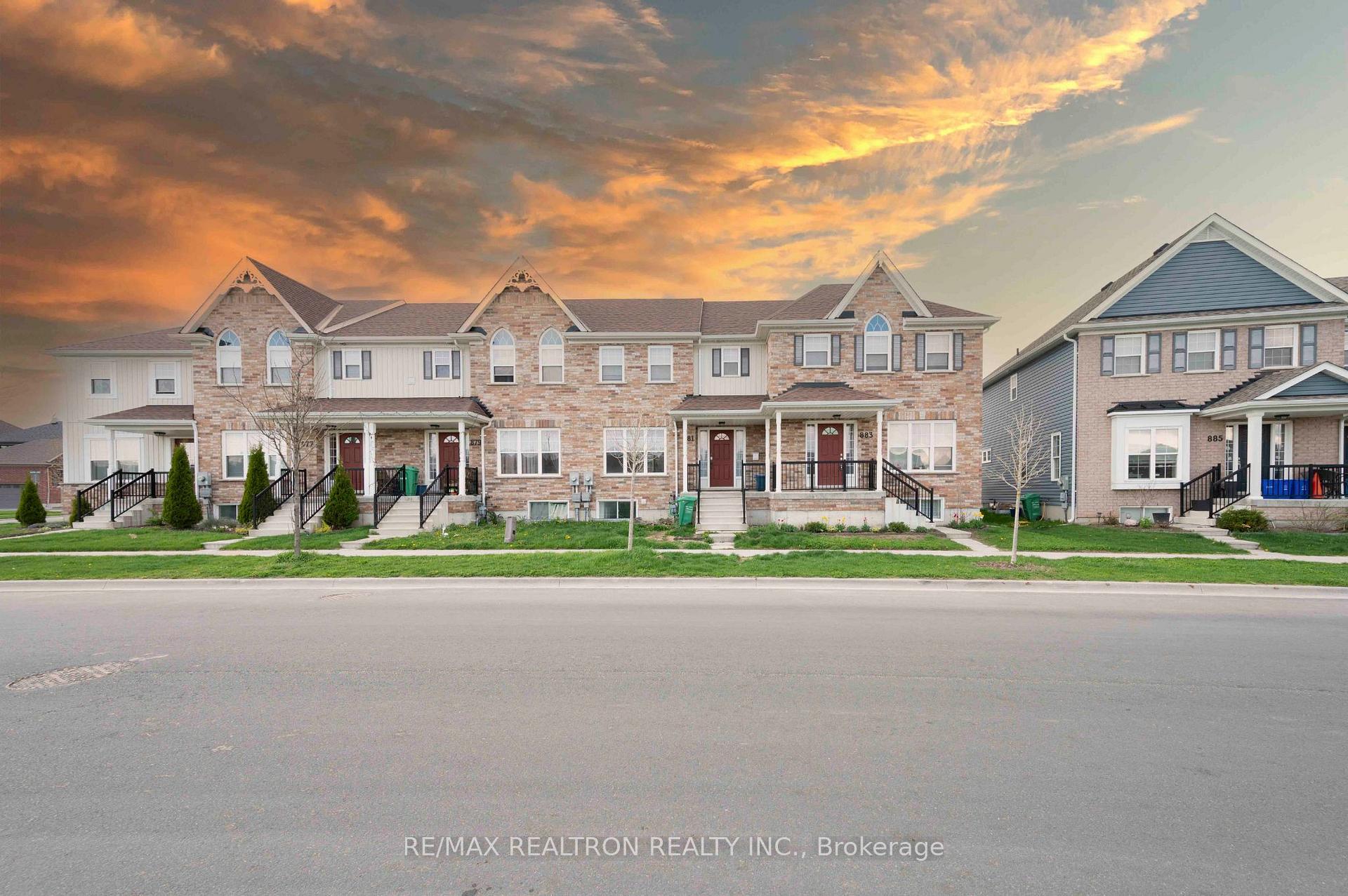 Photo 1 of 881 Broadway Boulevard, Peterborough, Northcrest Ward 5 — HOMEH