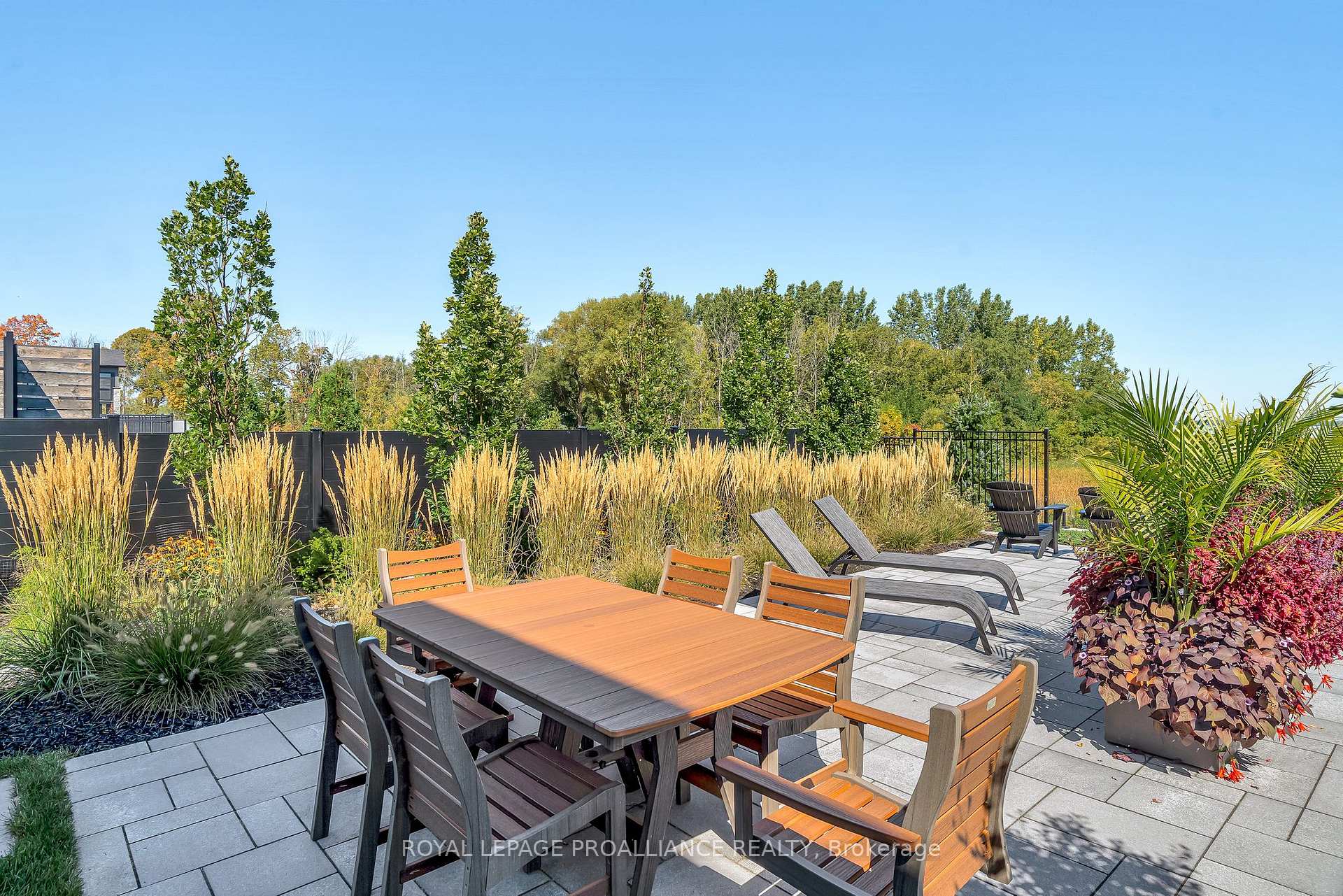 Photo 33 of 77 Navigation Drive, Prince Edward County, Ameliasburg Ward — HOMEH