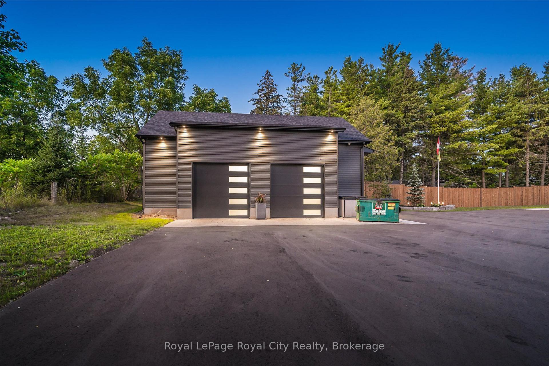Photo 40 of 15 Farnham Road, Puslinch, Rural Puslinch East — HOMEH