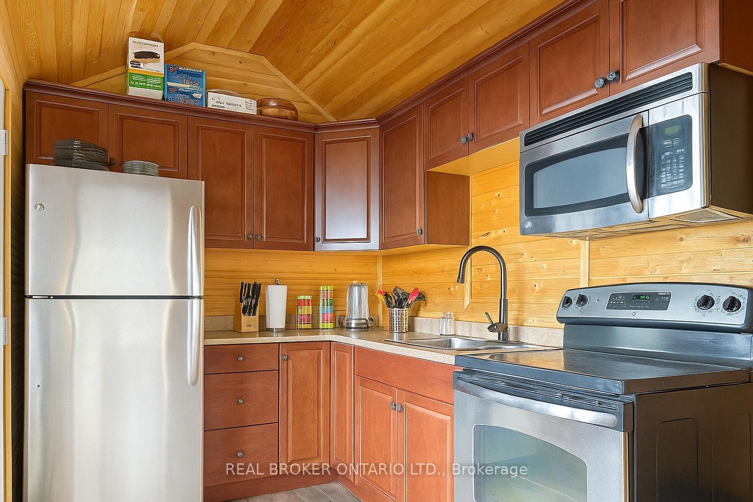 Photo 8 of 1267 Horseshoe Island, Ramara, Rural Ramara — HOMEH